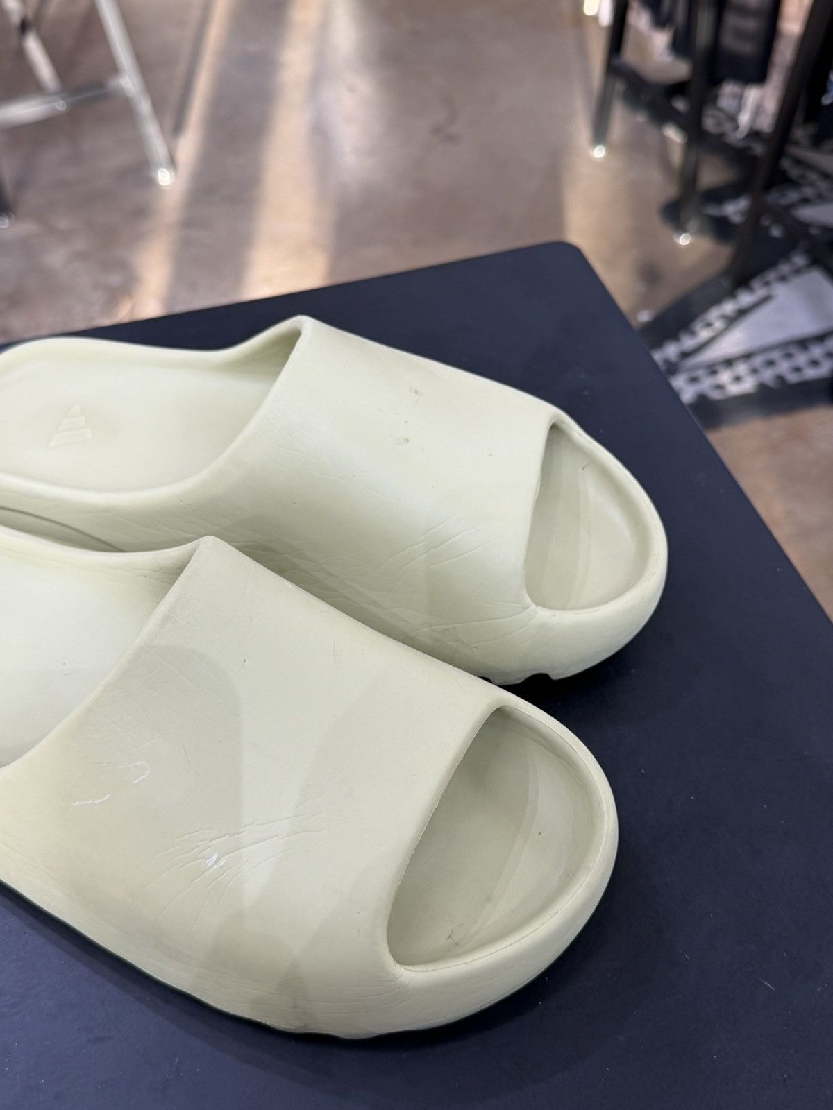 Yeezy Adidas Yeezy Slide Resin Size 9 Size US 9 / EU 42 - 8 Thumbnail