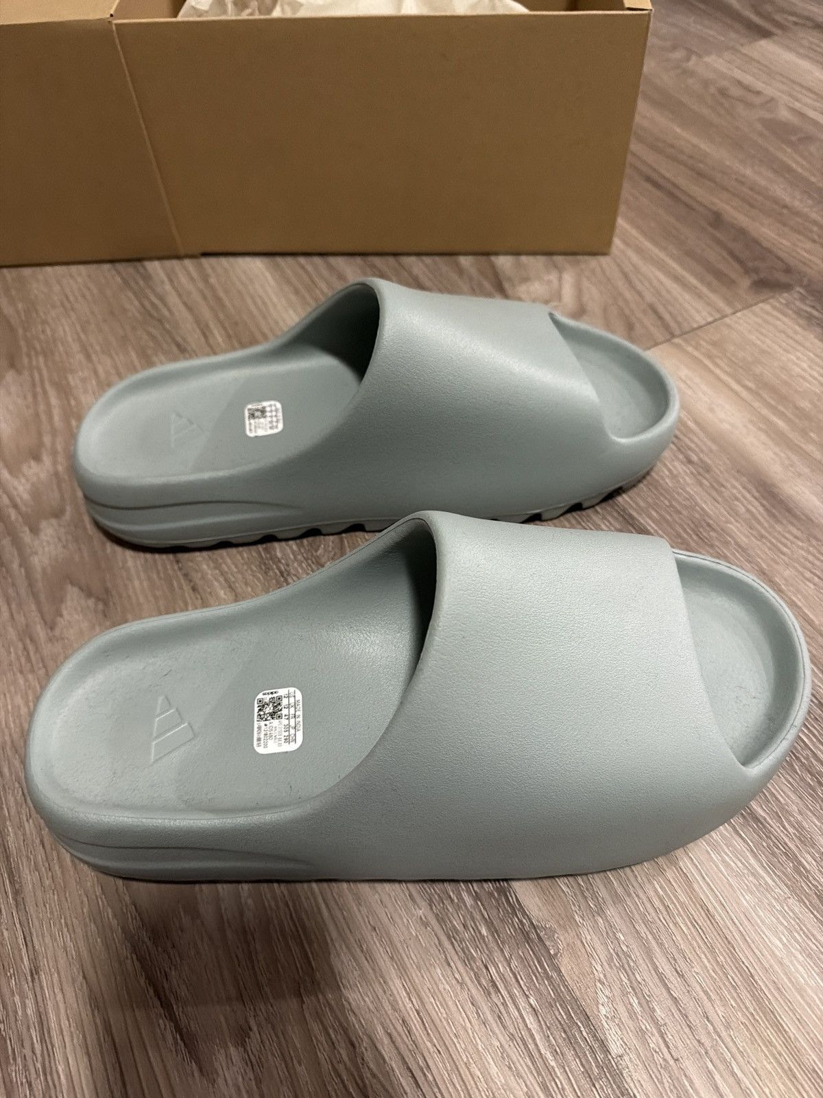 Yeezy slide salt
