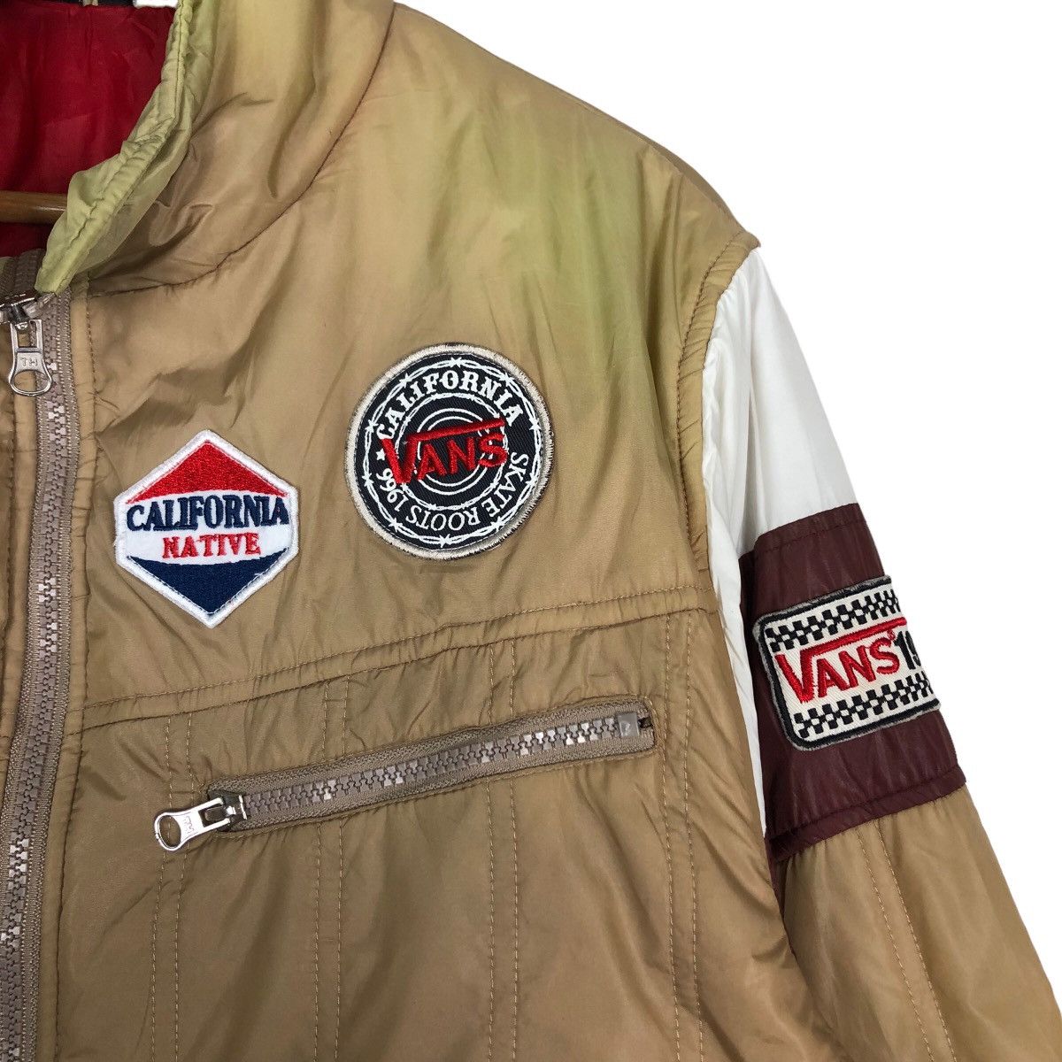 Japanese Brand 🔥Vintage Puffer Down Bomber Jacket Vans Skate Wear Design Size US L / EU 52-54 / 3 - 11 Thumbnail