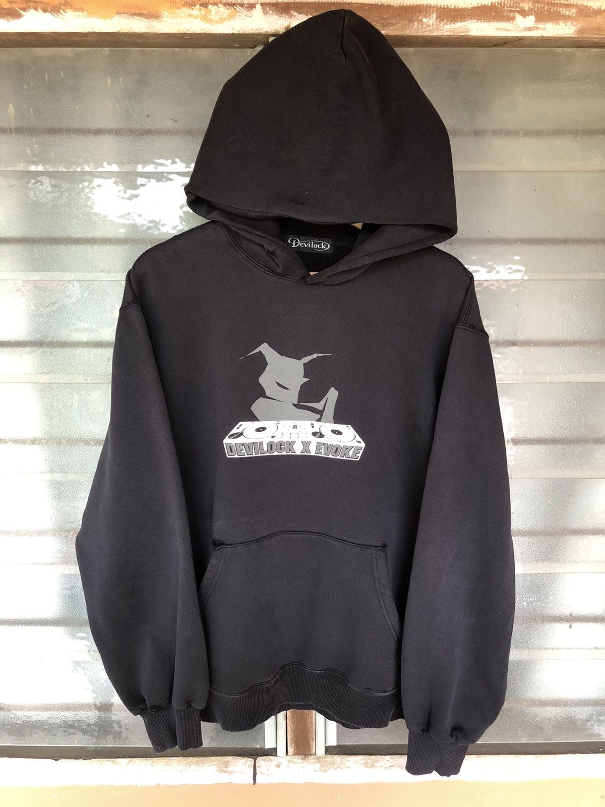 Devilock Vintage Devillock x Evoke Distressed Hoodie Size US M / EU 48-50 / 2 - 3 Thumbnail