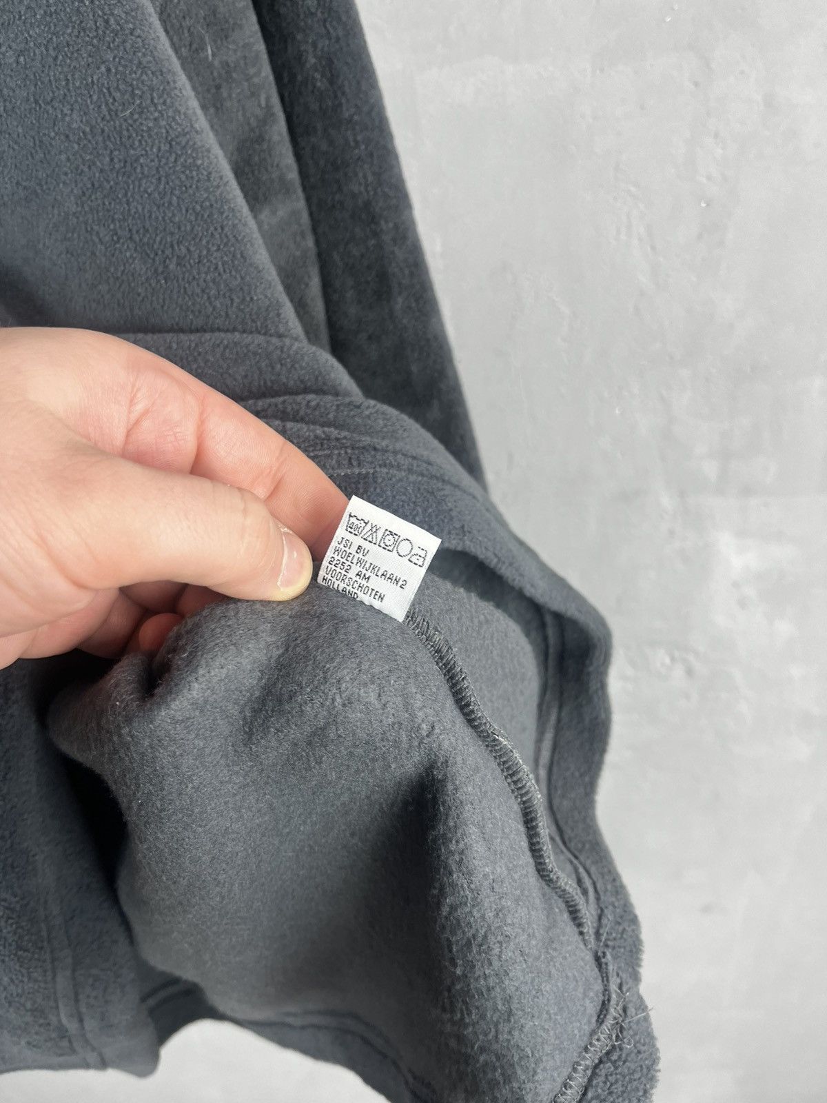 O'Neill VINTAGE Y2K O'NEILL FLEECE ZIP GORP CORE SURF Size US L / EU 52-54 / 3 - 8 Thumbnail