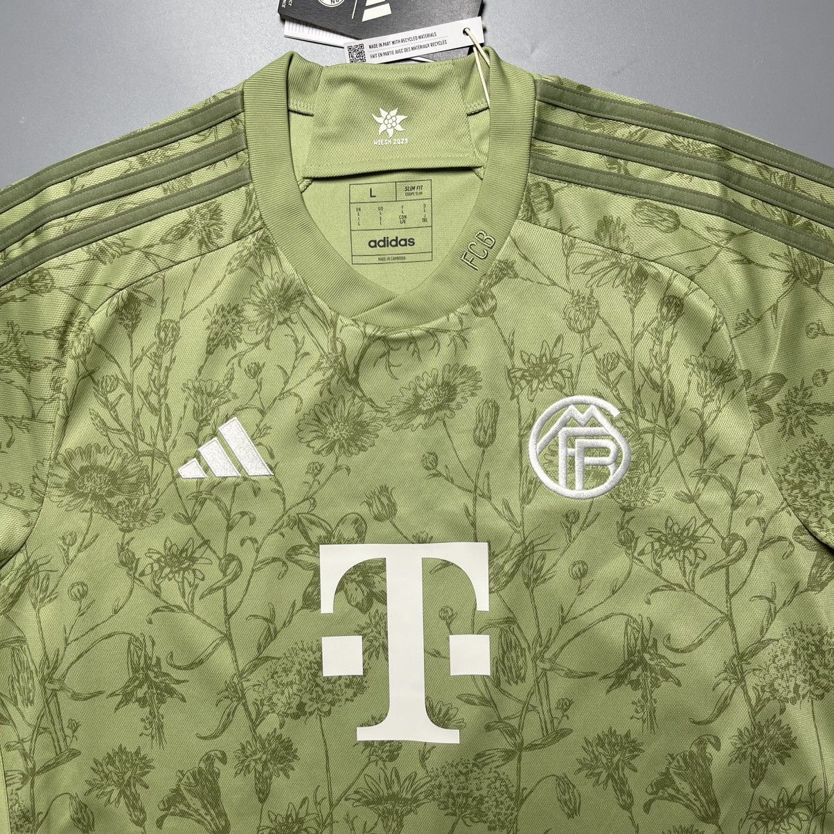Adidas BAYERN ADIDAS 2023/2024 SOCCER OKTOBERFEST JERSEY #25 MULLER Size US L / EU 52-54 / 3 - 4 Thumbnail