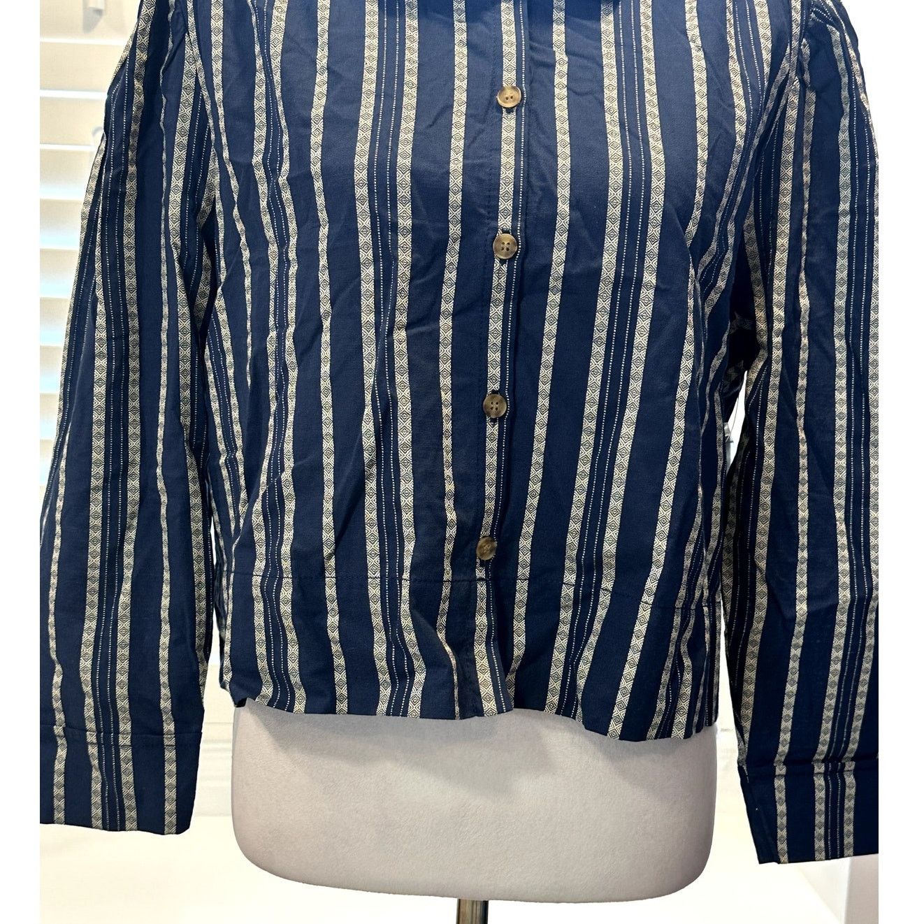 Treasure & Bond Treasure & Bond Blue Tan Striped Button Down Blouse M NWT Size M / US 6-8 / IT 42-44 - 3 Thumbnail
