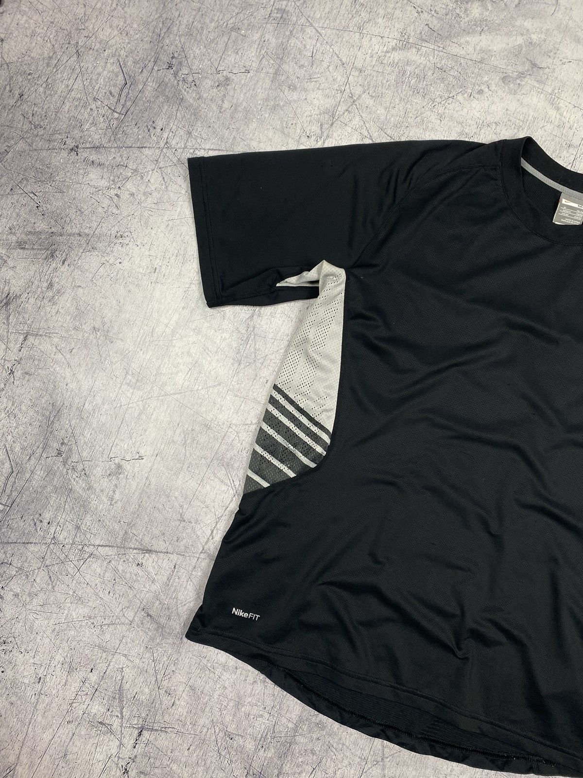 Nike × Vintage Vintage 00s Nike Y2K Drill Tee Size US M / EU 48-50 / 2 - 4 Thumbnail