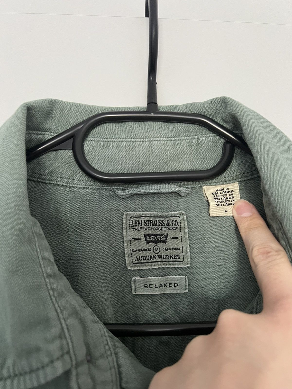 Levi's Levi’s Auburn worker(olive) shirt , M, relaxed fit Size US M / EU 48-50 / 2 - 3 Thumbnail