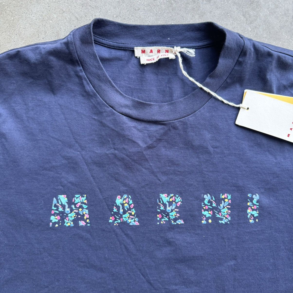 Marni Marni Tee floral logo Size US M / EU 48-50 / 2 - 2 Thumbnail
