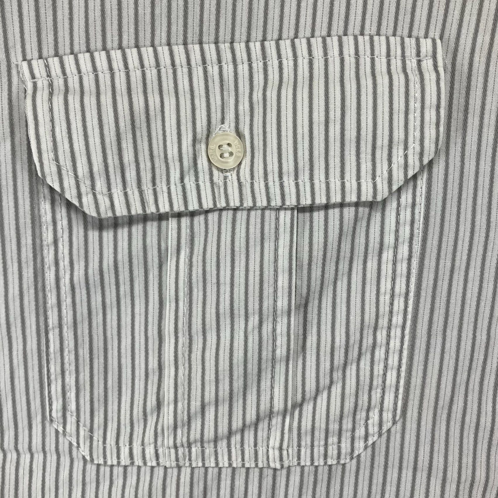 Ecko Unltd. VINTAGE Ecko Unltd Button Up Shirt Men’s 3XL Striped Short Sleeve Embroidered Logo Cotton Gray Casual Streetwear 90s Hip Hop Mens Size US XXL / EU 58 / 5 - 7 Thumbnail