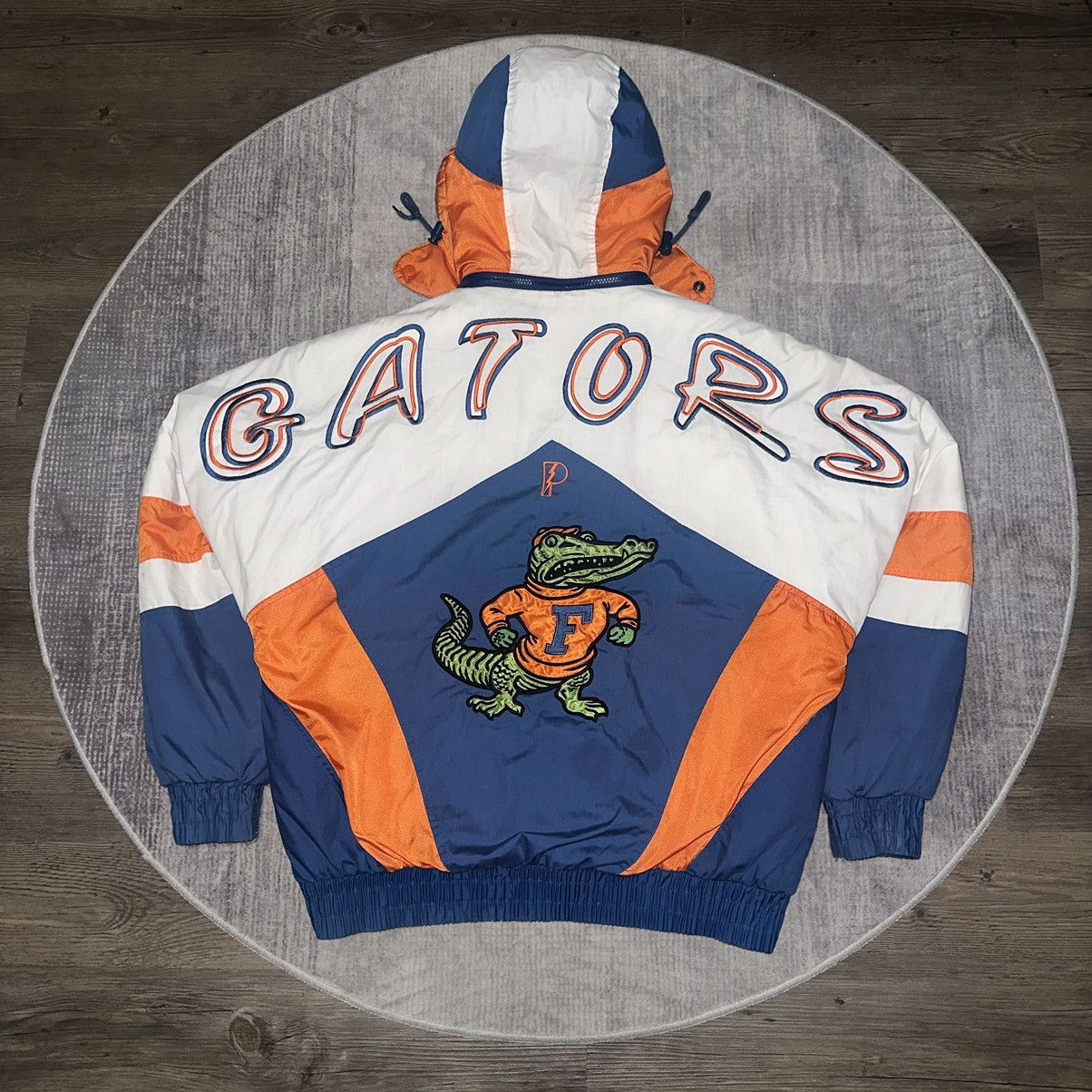 image of Vintage Florida Gators Graffiti Pro Player Puffy Jacket in White, Men's (Size XL)