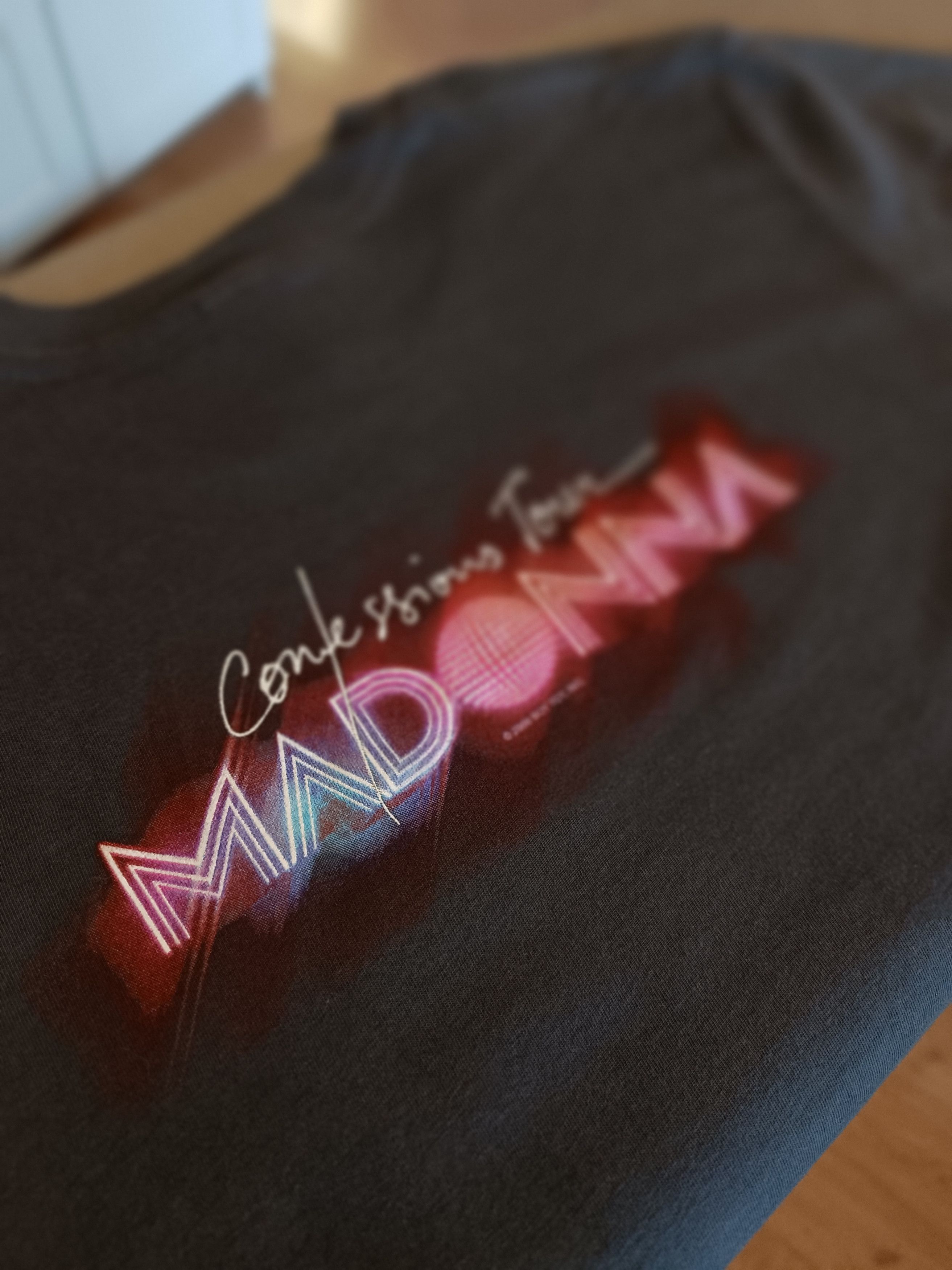 Band Tees The Confessions Tour Madonna T-shirt Size S / US 4 / IT 40 - 5 Thumbnail