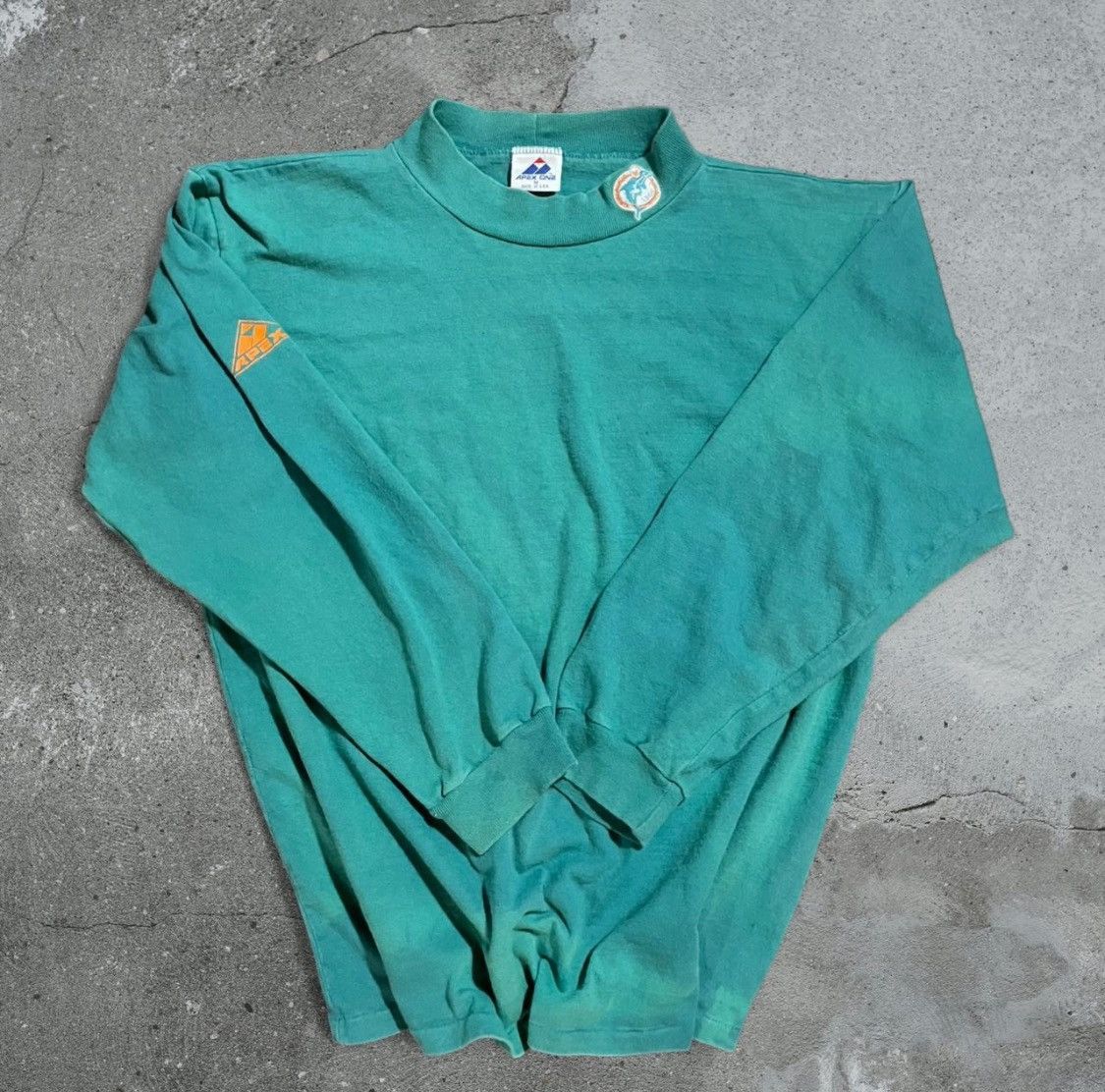 Apex One 90s Miami Dolphins Apex One long sleeve mock neck size M Size US M / EU 48-50 / 2 - 1 Thumbnail