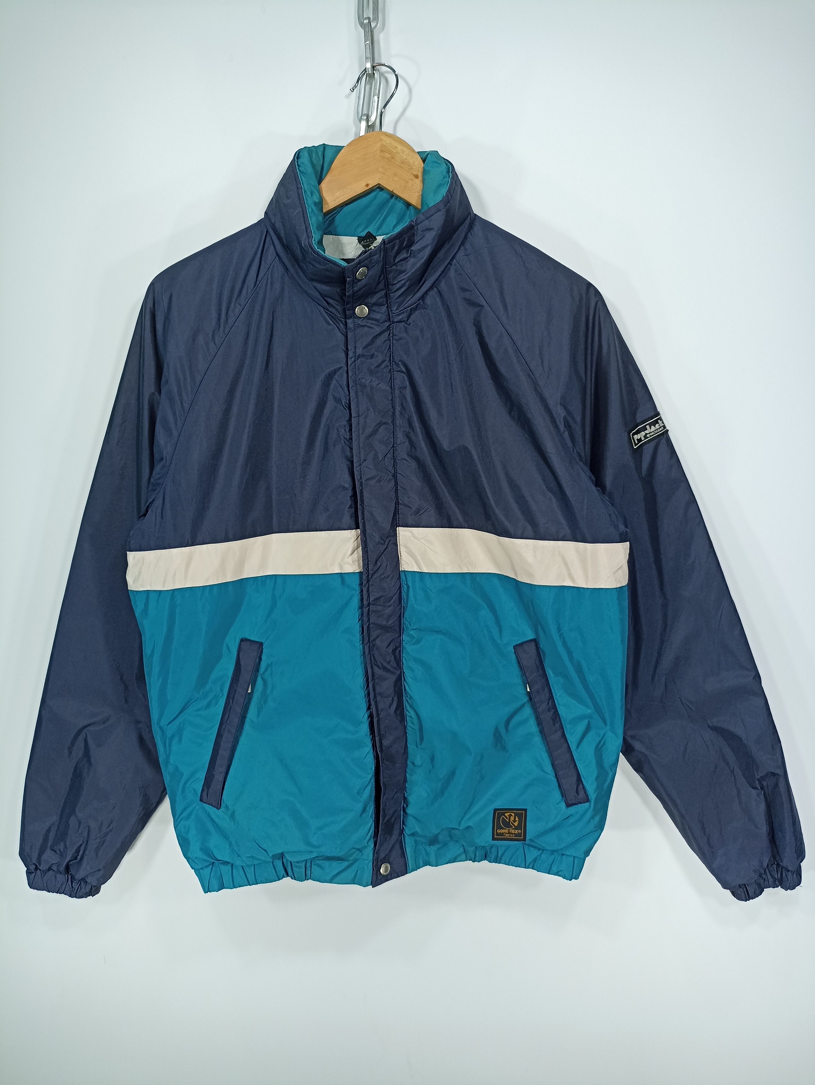 image of Descente Goretex Padded Jacket, Men's (Size Medium)