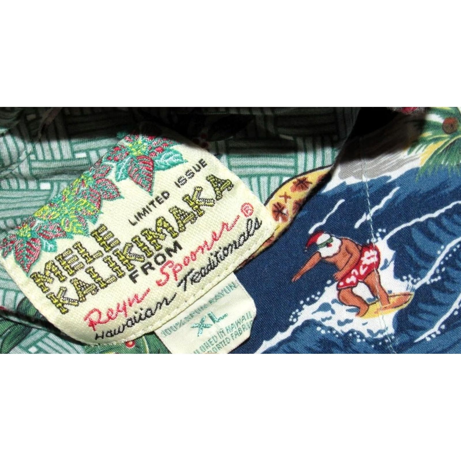 Reyn Spooner REYN SPOONER Mele Kalikimaka Surfin Santa Jingle Bells Rayon Shirt XL Mens Short Sleeve Multicolor Size US XL / EU 56 / 4 - 4 Thumbnail