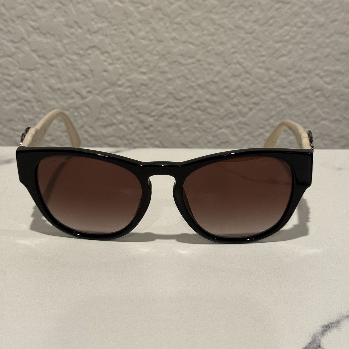Chanel Chanel 5455-Q-B Black Acetate & Beige Leather Sunglasses Size ONE SIZE - 2 Thumbnail