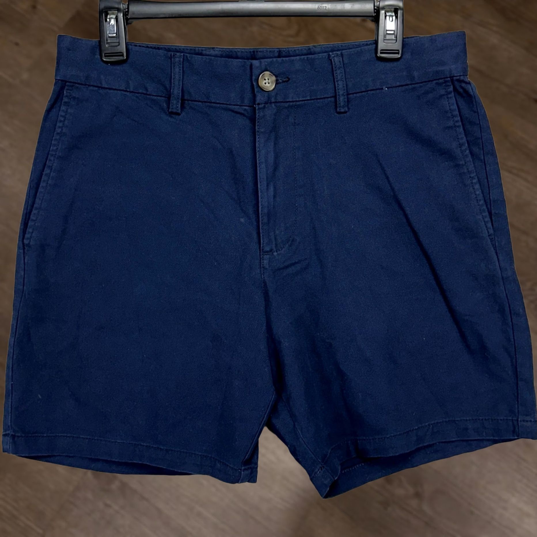 Old Navy Old Navy Mens 32 Khaki Shorts Dark Navy Blue Slim Fit Flat Front Stretch Pocket Size US 32 / EU 48 - 1 Thumbnail