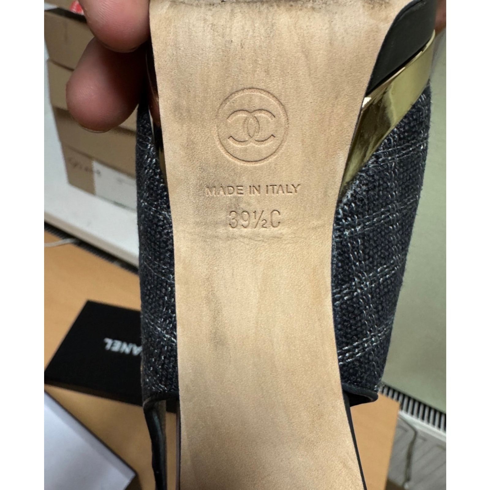 Chanel Chanel Black Textile Slingbacks Size 39.5 Size US 8.5 / IT 38.5 - 8 Thumbnail