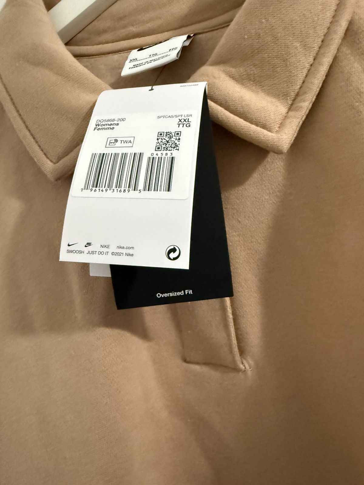 Nike Brand New Nike Swoosh Cropped Polo Sweatshirt Size XXL Size XXL / US 16-18 / IT 52-54 - 7 Thumbnail