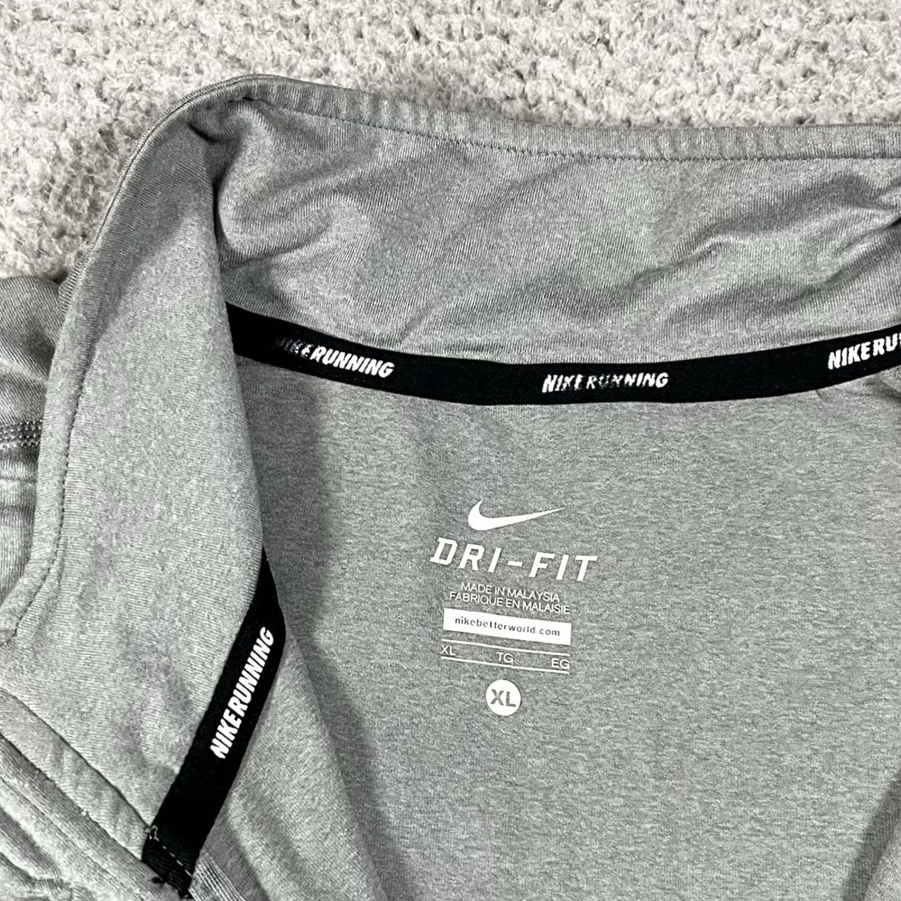 Nike Nike Dri-Fit 1/4 Zip Pullover Mens XL Gray Lightweight Running Active Size US XL / EU 56 / 4 - 2 Thumbnail