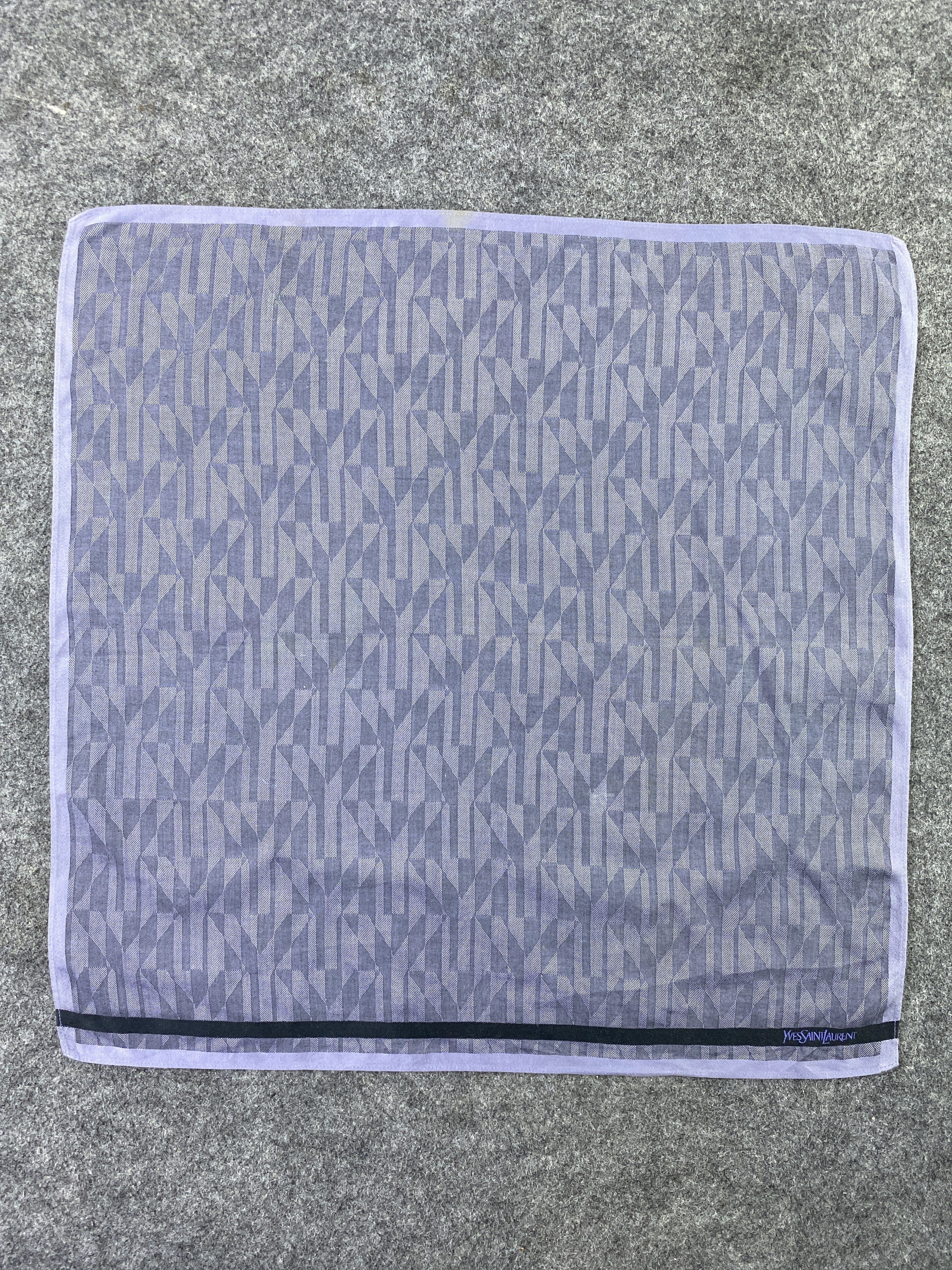 Yves Saint Laurent Yves Saint Laurent Handkerchief / Bandana / Neckerchief-B273 Size ONE SIZE - 3 Thumbnail