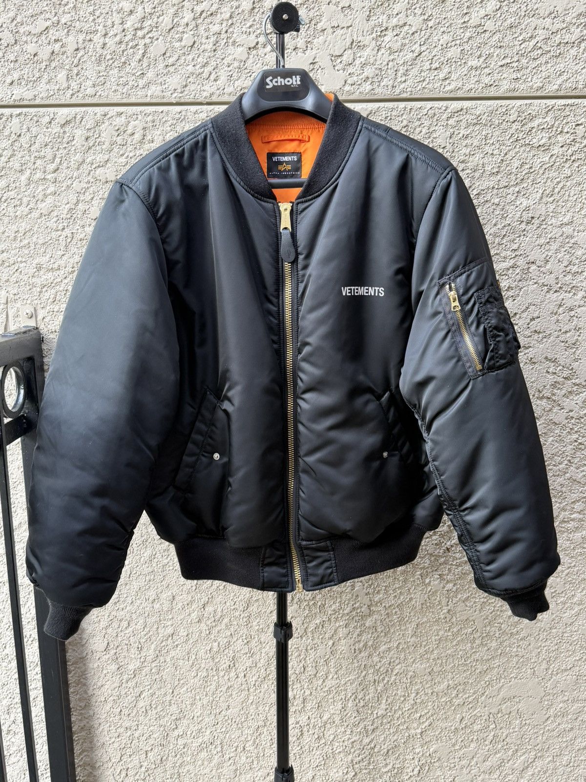 Vetements Oversized reversible bomber Size US S / EU 44-46 / 1 - 2 Thumbnail