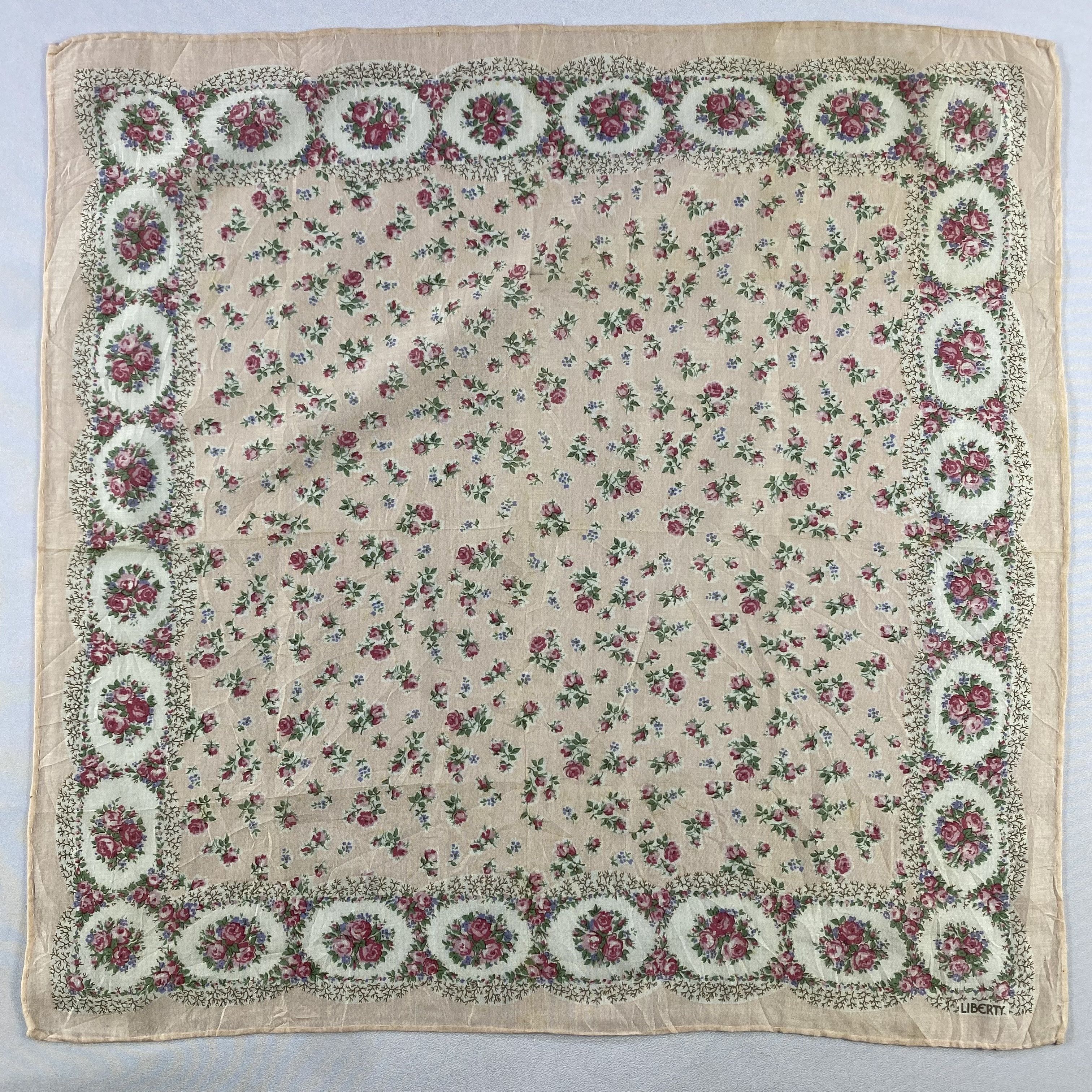 Liberty × Vintage Liberty Bandana/ Handkerchief / Neckerchief Size ONE SIZE - 1 Thumbnail