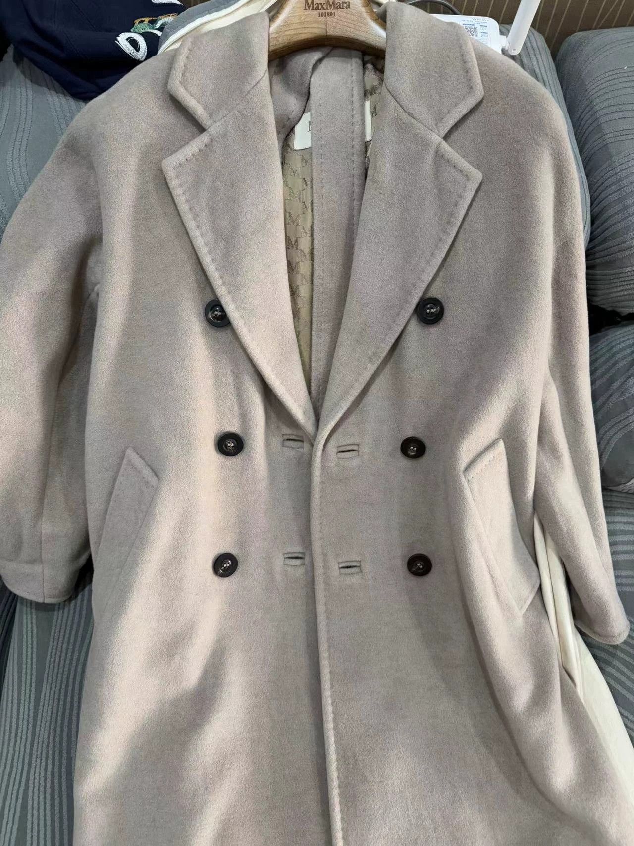 Max Mara Maxmara 101801 Sand Coat 36 (Hanger, Dust Bag, Brush) Size XS / US 0-2 / IT 36-38 - 2 Thumbnail