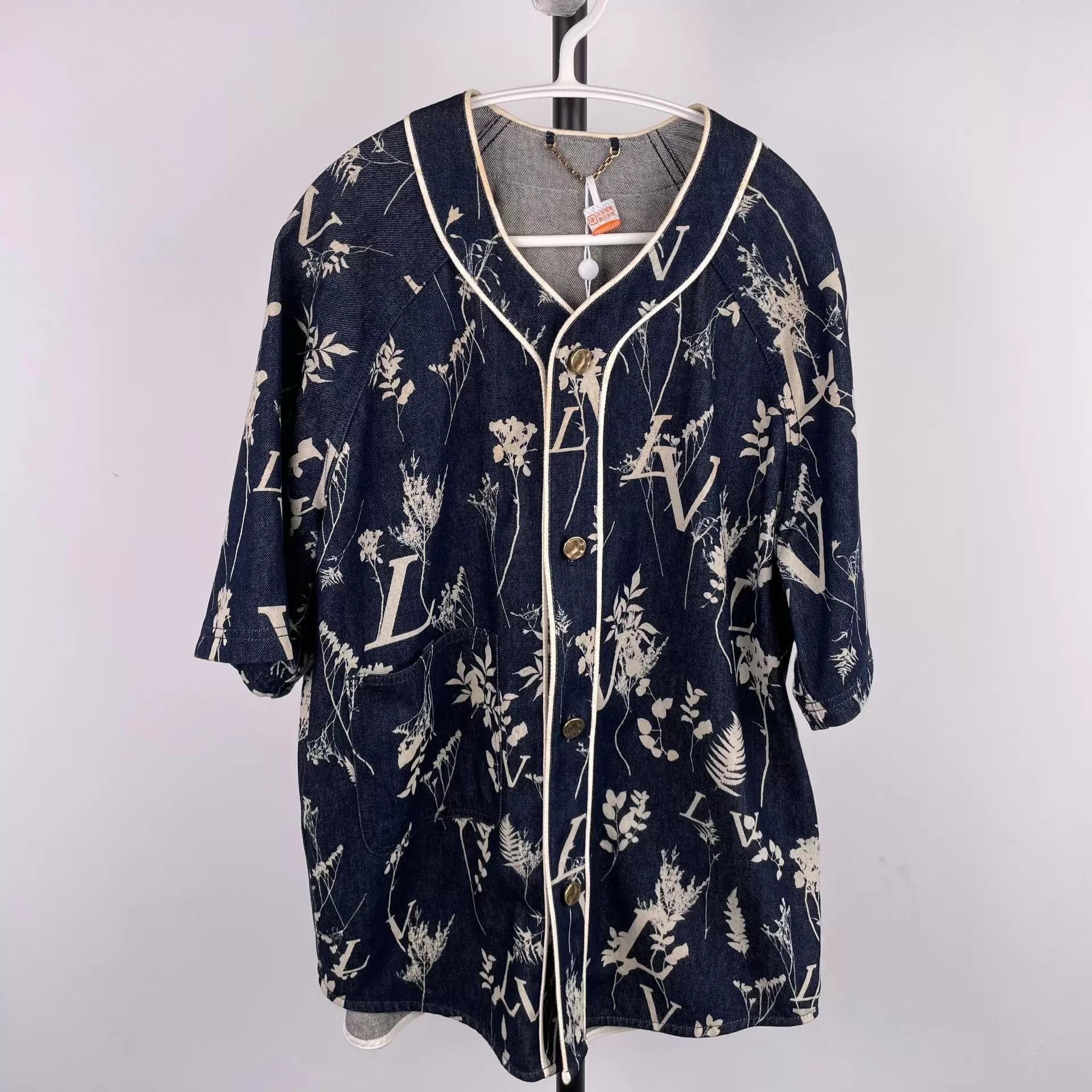Louis Vuitton LV Denim Colorblock T-shirt M Size US M / EU 48-50 / 2 - 1 Thumbnail