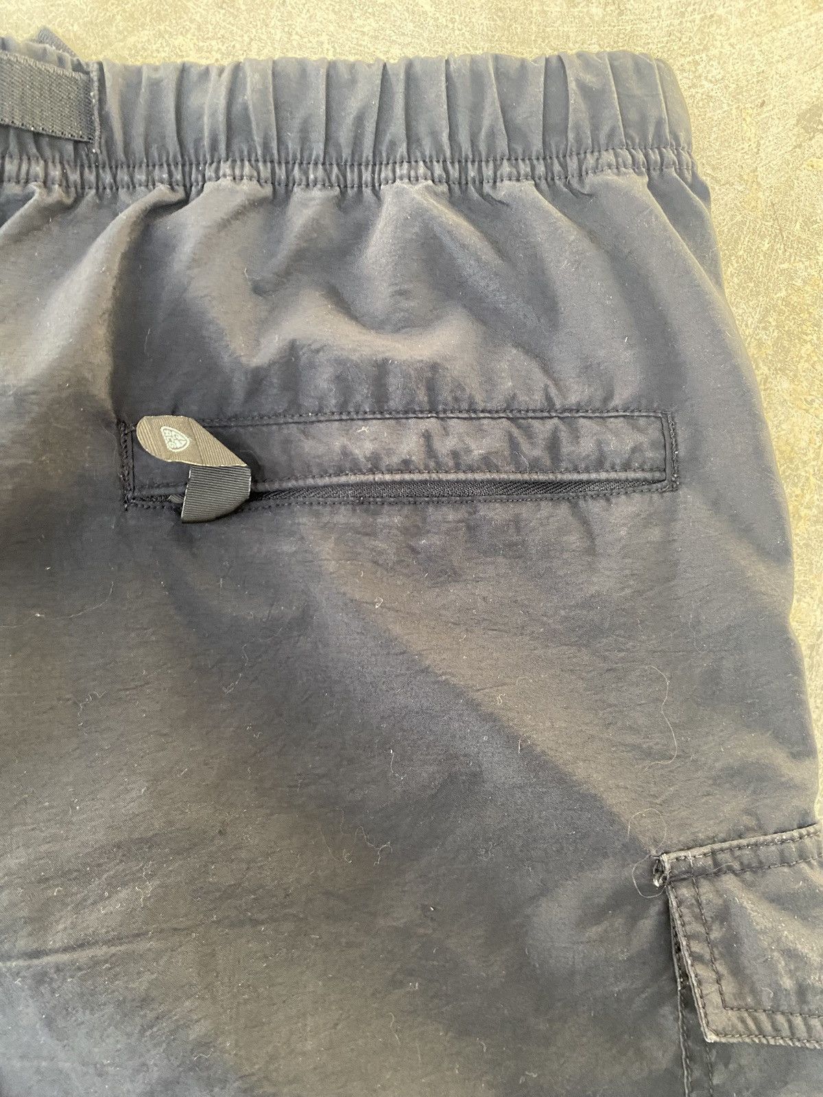 Nike ACG Nike ACG Black Shorts Size US 33 - 8 Thumbnail