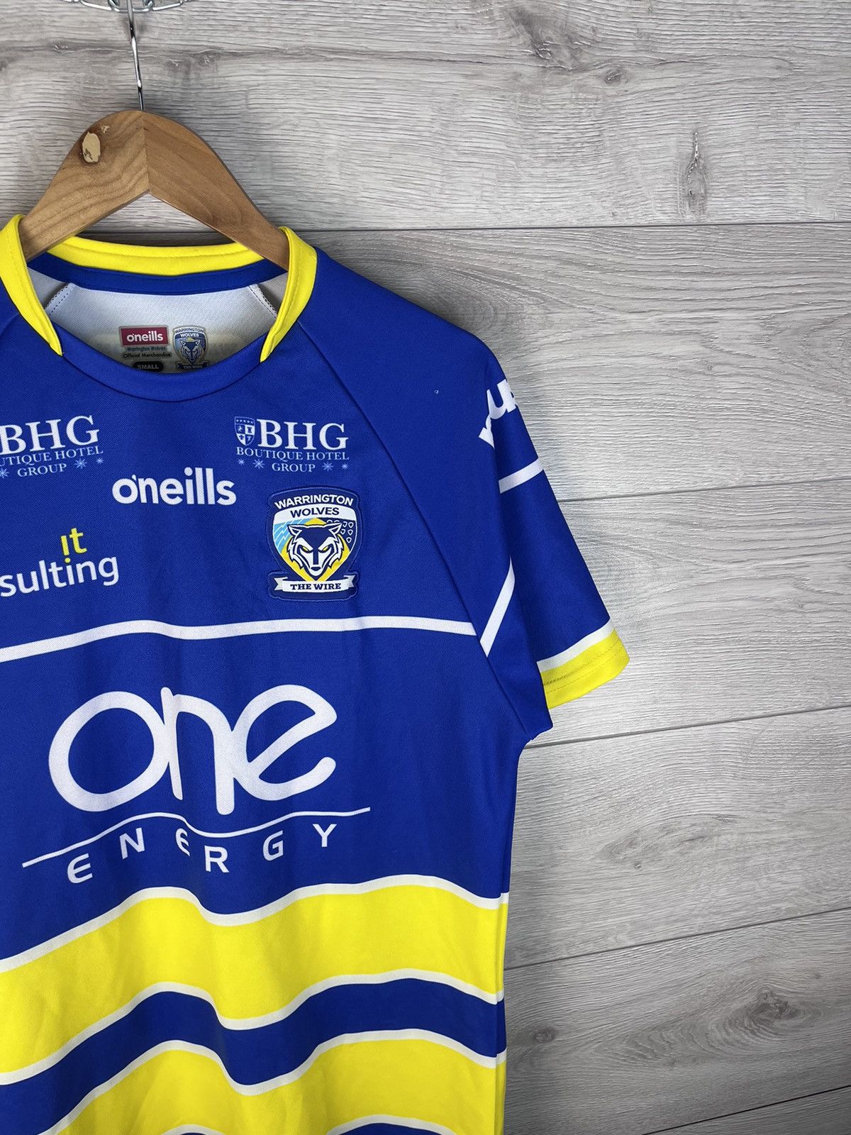 Other Mens rugby jersey size S o’neills Warrington Wolves Size US S / EU 44-46 / 1 - 3 Thumbnail