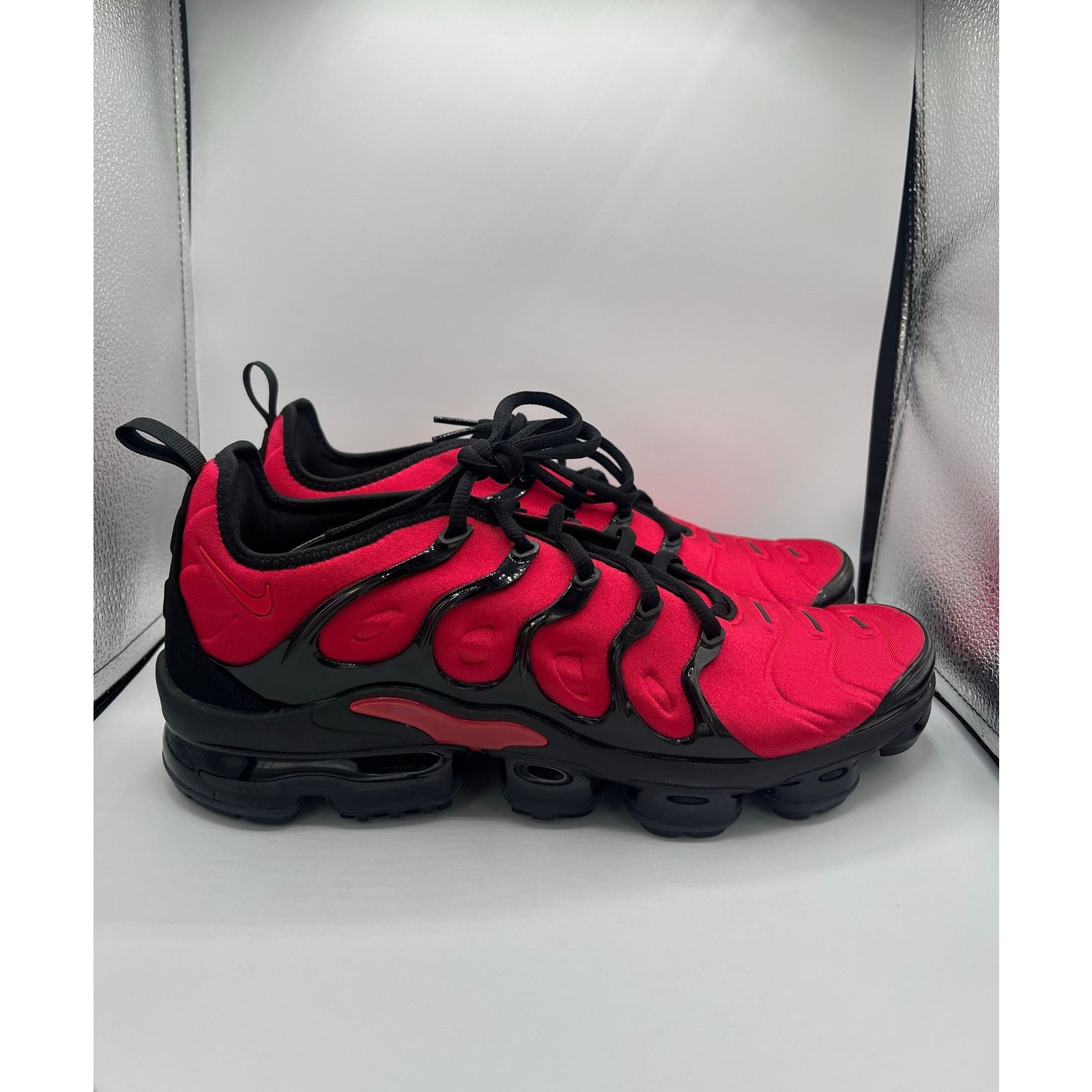 Nike Nike Air VaporMax Plus “University Red” size 12 Size US 12 / EU 45 - 3 Thumbnail