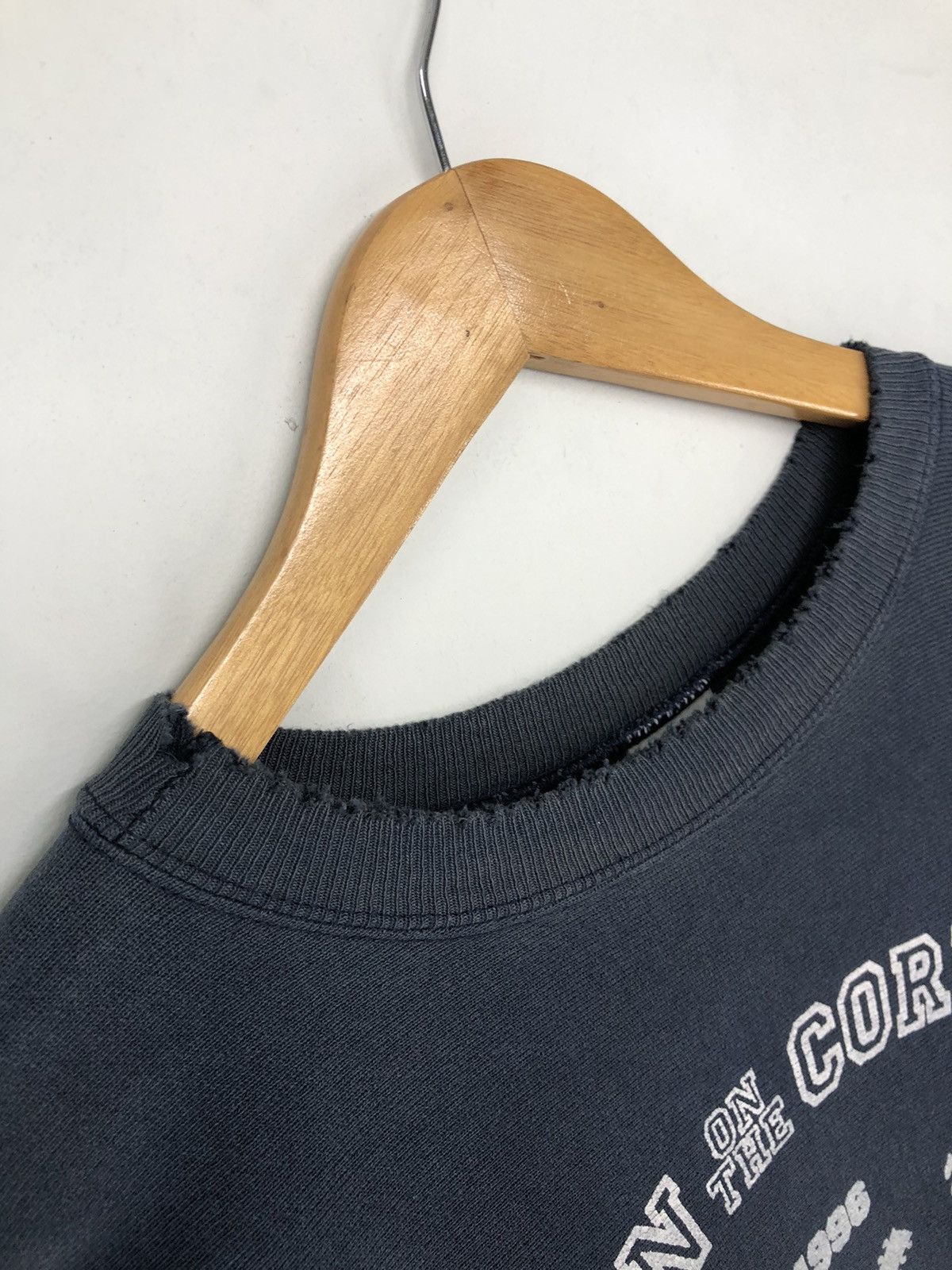 Champion Vintage 90's Champion Reverse Weave Crewneck Sweatshirt Size US L / EU 52-54 / 3 - 8 Thumbnail