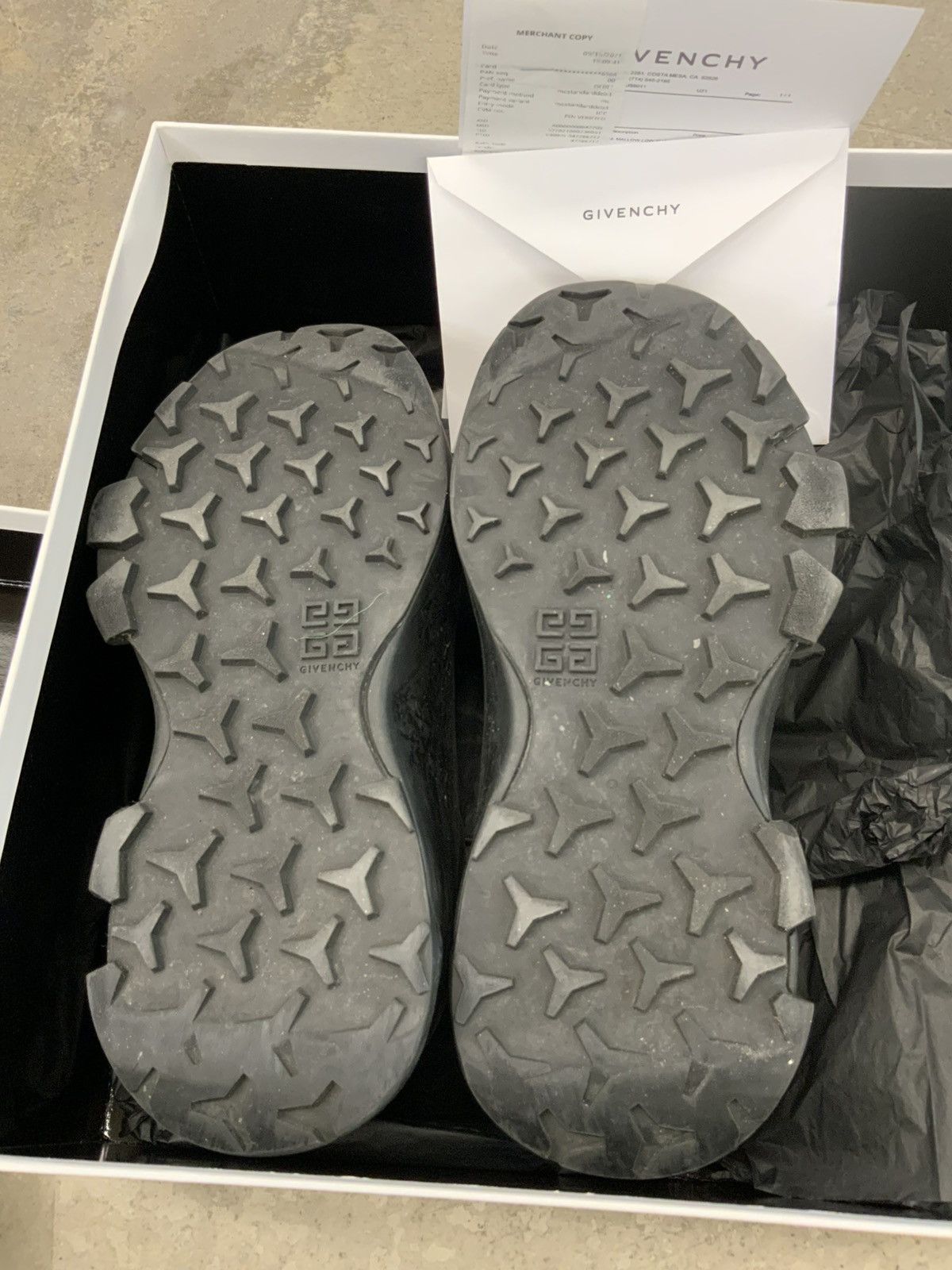 Givenchy GIVENCHY MONUMENTAL MALLOW SHOW LOW SHOES Size US 8 / EU 41 - 3 Thumbnail