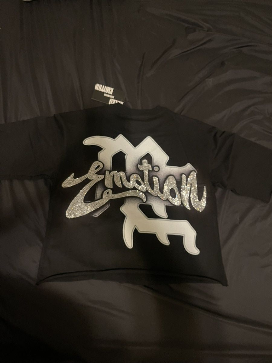 Other Black “Rhine stone” Cropped Tee Size US XS / EU 42 / 0 - 2 Thumbnail