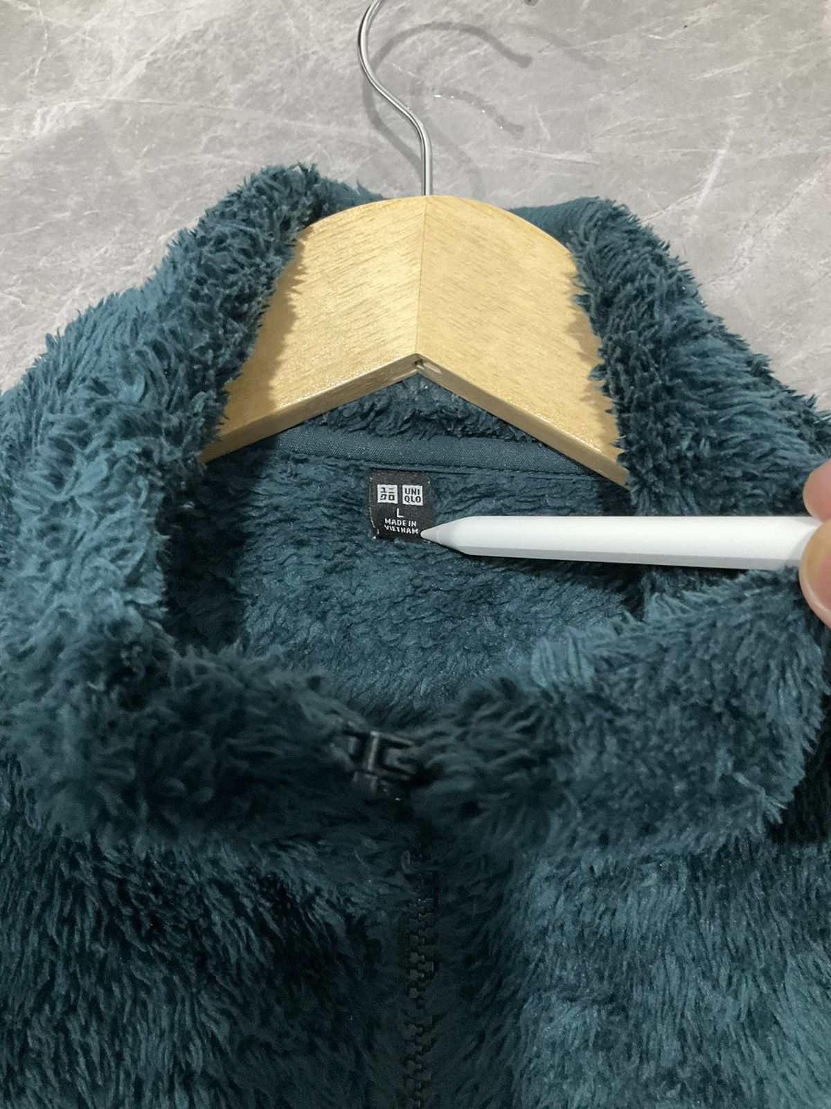 Uniqlo Soft Fabric Emerald Green Uniqlo Fluffy Yarn Fleece Jacket Size US L / EU 52-54 / 3 - 4 Thumbnail