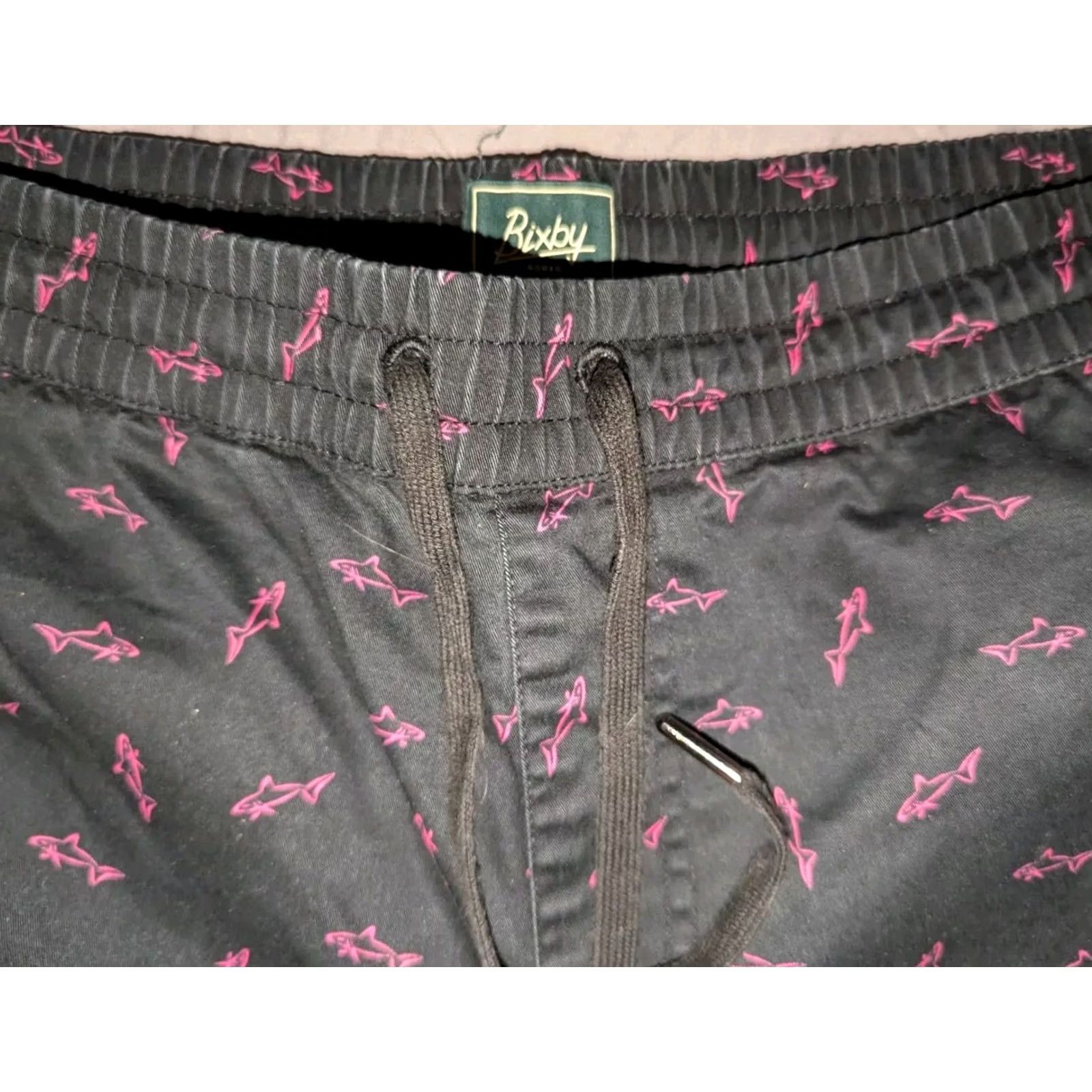 Nomad Bixby Nomad Shorts Mens 34x7 Black Shark Print Casual Pockets All Over AOP Knit Chino Stretch Regular Mens Size US 34 / EU 50 - 2 Thumbnail