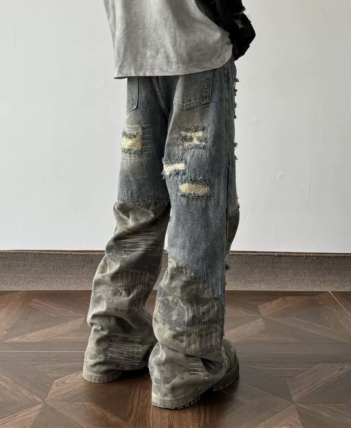 Retro punk distressed camouflage patches flare jeans Denim