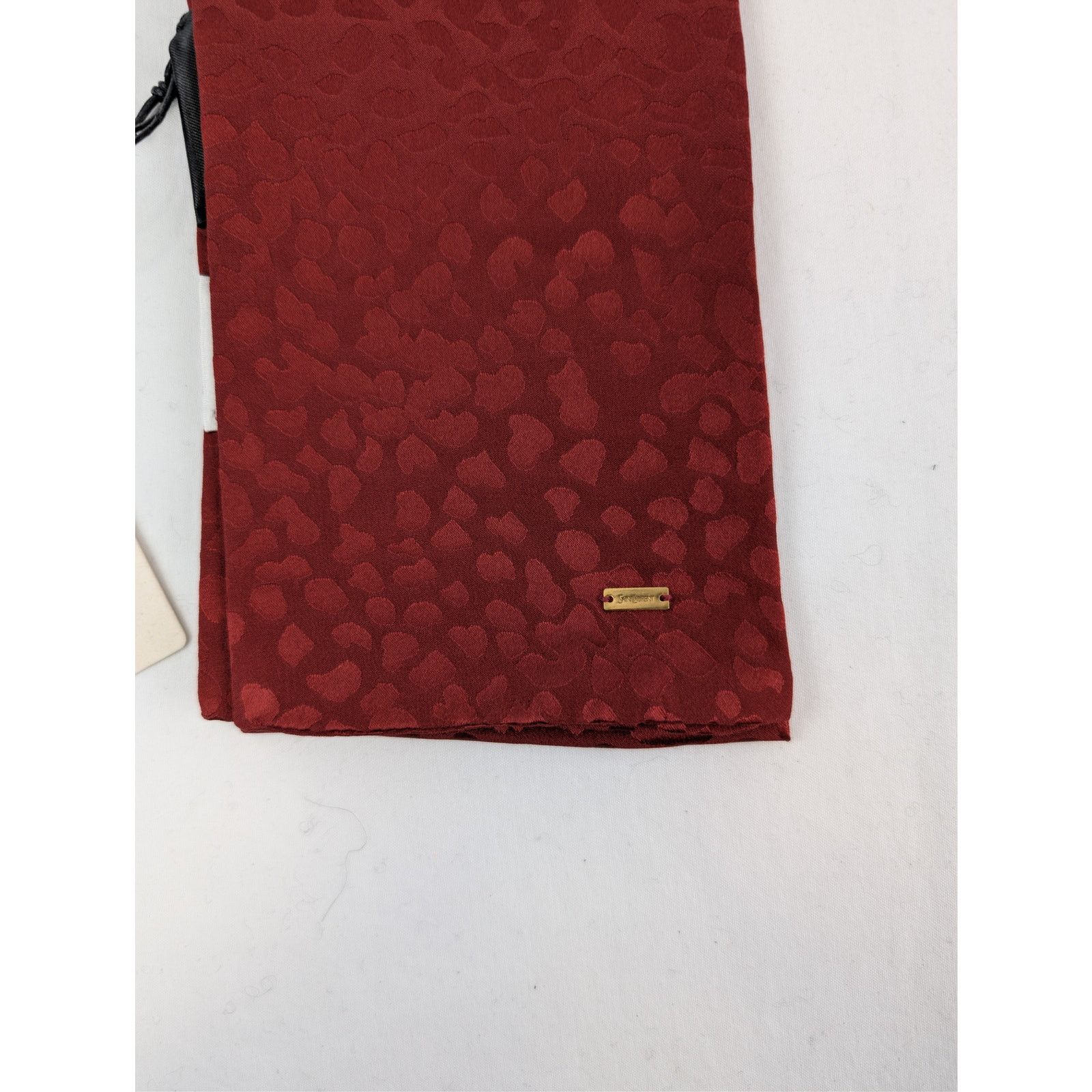 Saint Laurent Paris o1rshd1 Size: OS / Lavalliere Leopard Satin Scarf in Red Size ONE SIZE - 4 Thumbnail