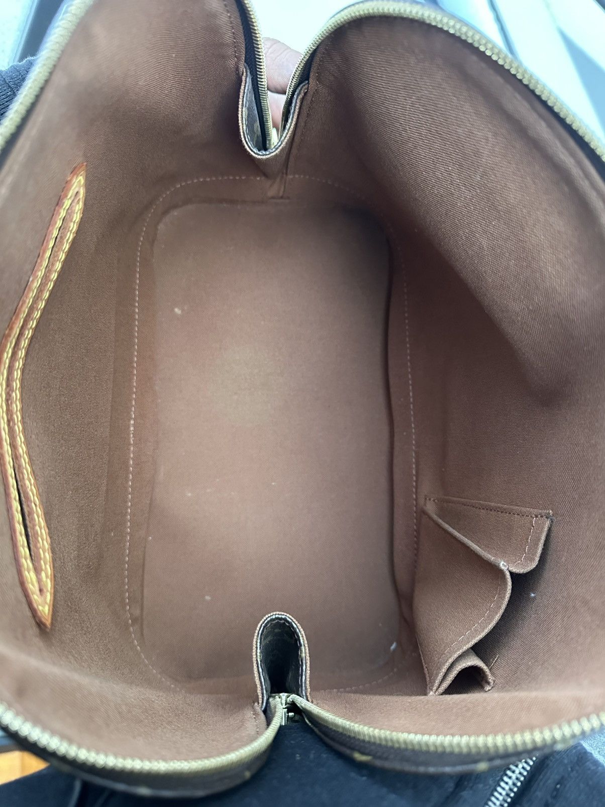Louis Vuitton Louis Vuitton Alma PM Canvas Brown Monogram Leather Bag Size ONE SIZE - 20 Thumbnail