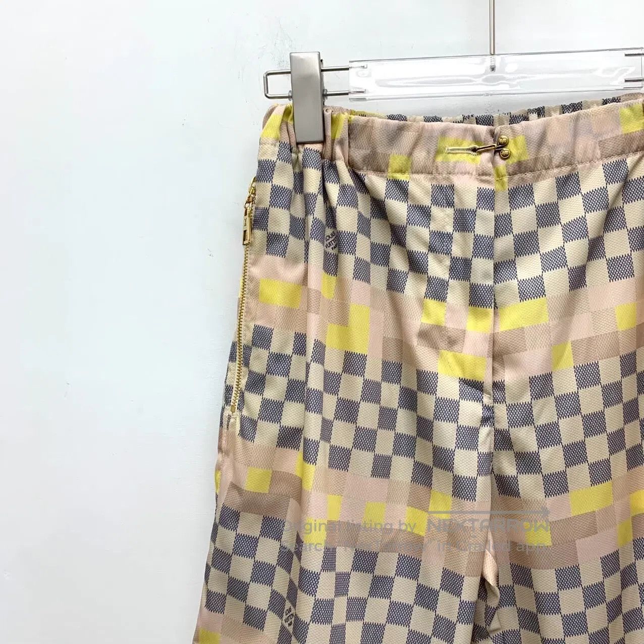 Louis Vuitton Louis Vuitton size XS Color block logo checkerboard patter Size US 27 - 3 Thumbnail
