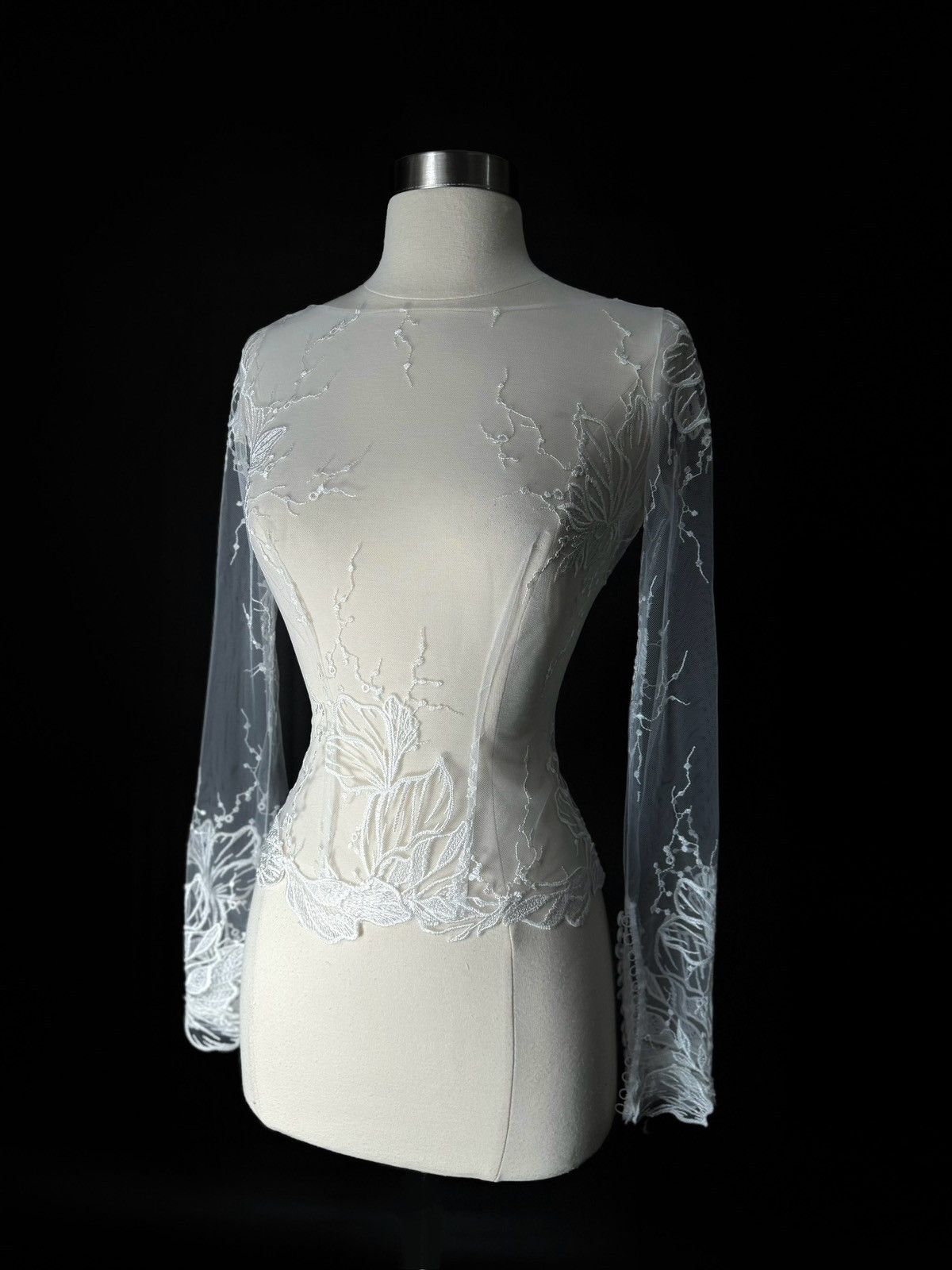 Other Preloved US 0 Embroidered Lace Anna Augusta Bridal Cape Size XS / US 0-2 / IT 36-38 - 2 Thumbnail
