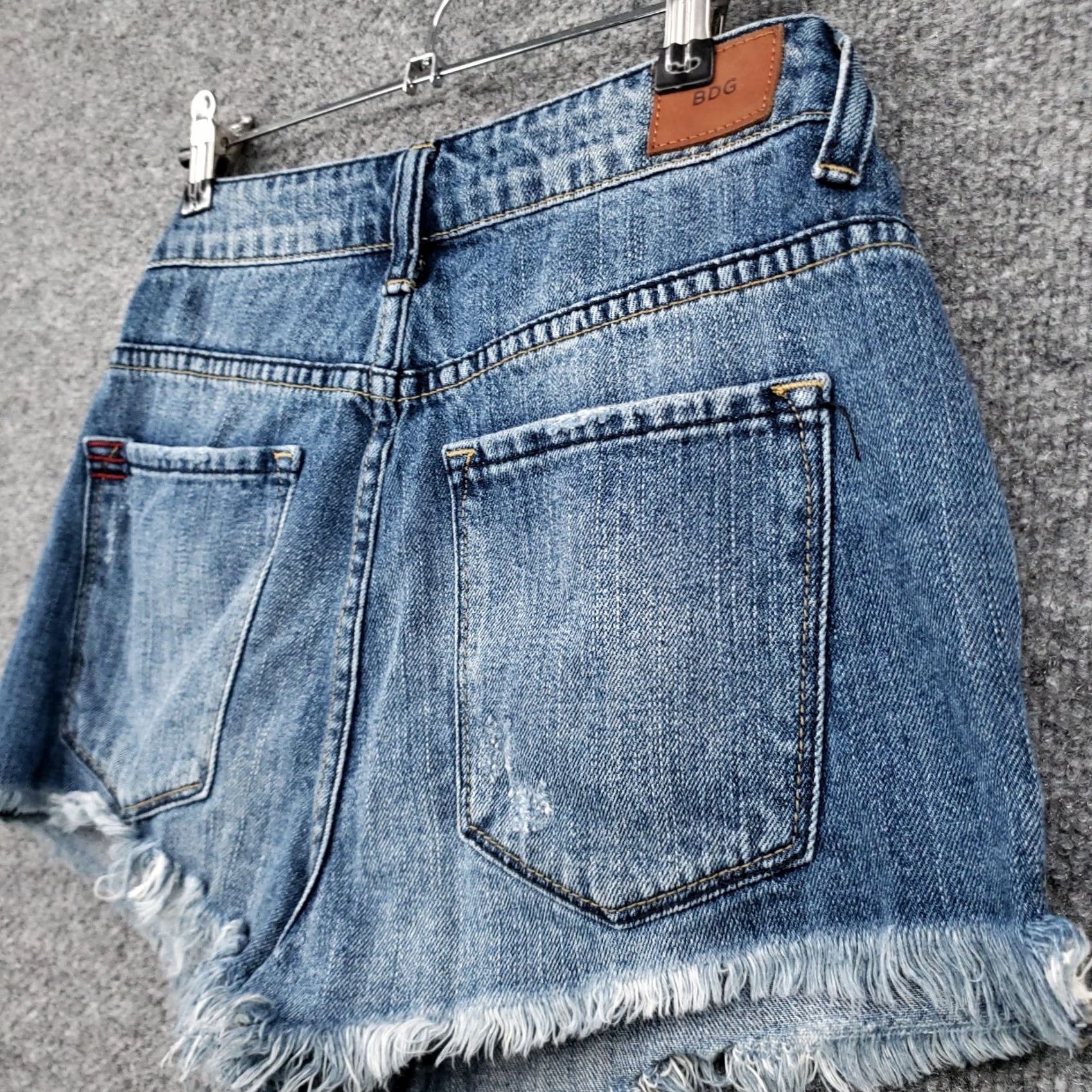 Bdg BDG Shorts Womens 27 Blue High Rise Denim Hot Pants Casual Regular Slim Fit Pockets Stone Wash Logo Button Zipper 90s? Size 27" / US 4 / IT 40 - 2 Thumbnail