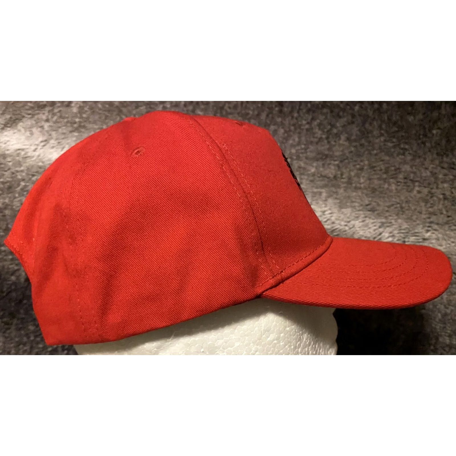 True Religion NWT True Religion Horseshoe Logo Hat Red/Black Logo Cap Snapback Adjustable Size ONE SIZE - 3 Thumbnail