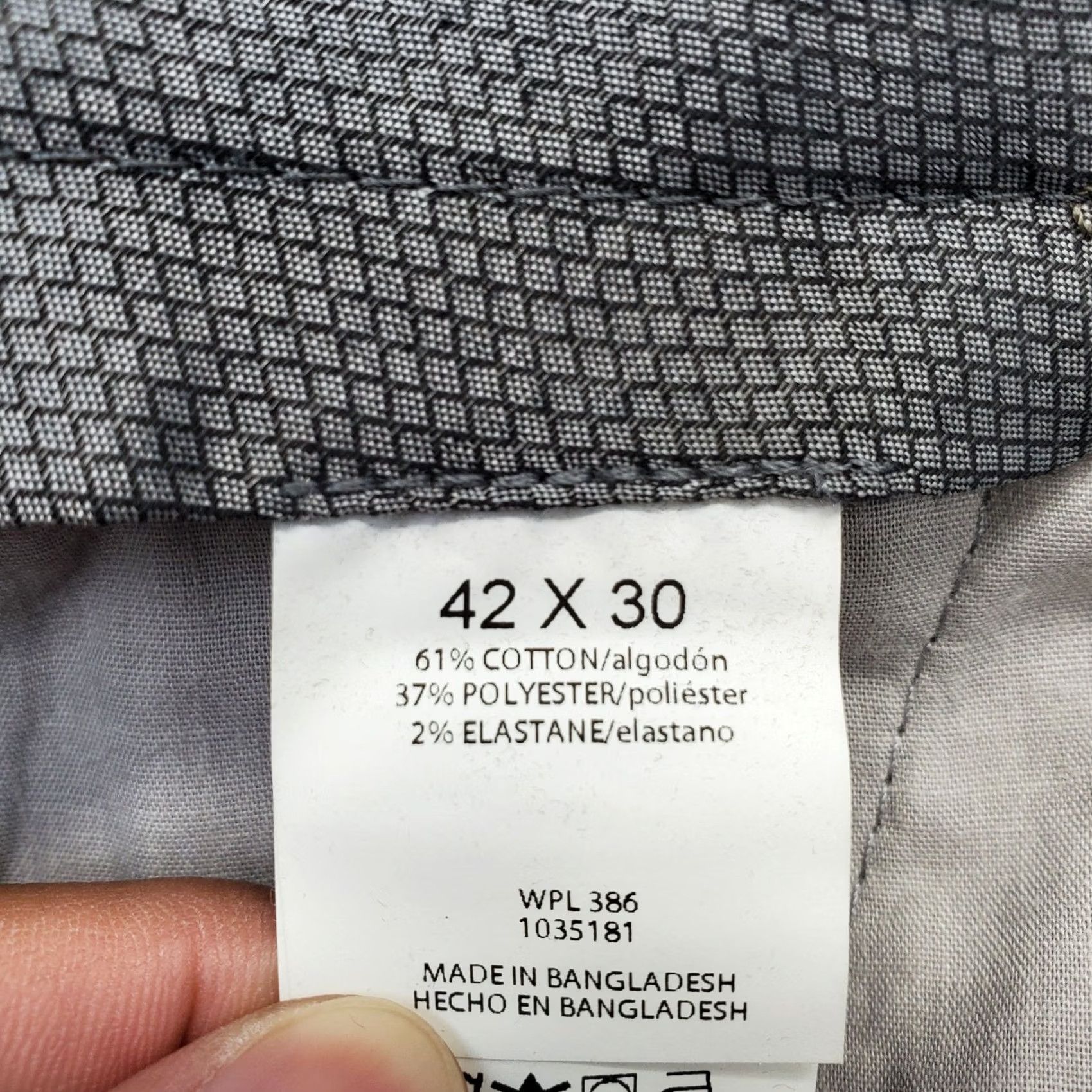 Haggar Haggar Premium Khaki Pants Mens 42x30 Tan Classic Fit Straight Iron Wrinkle Free Size US 42 / EU 58 - 7 Thumbnail