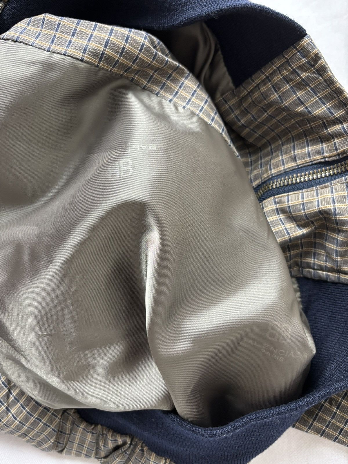 Balenciaga Balenciaga Bomber Jacket Size US M / EU 48-50 / 2 - 8 Thumbnail
