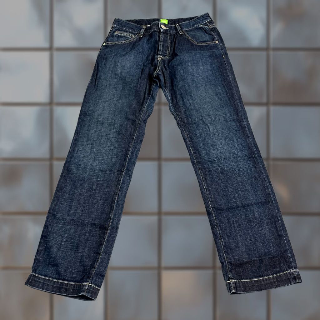 Hugo Boss HUGO BOSS Jeans Regular Tapered 32 32 Dark Wash Blue Green Label Cotton jeans Men 5-Pocket Denim Dark Wash 32 in Inside Leg 32 in Mens Jeans Size US 32 / EU 48 - 1 Thumbnail