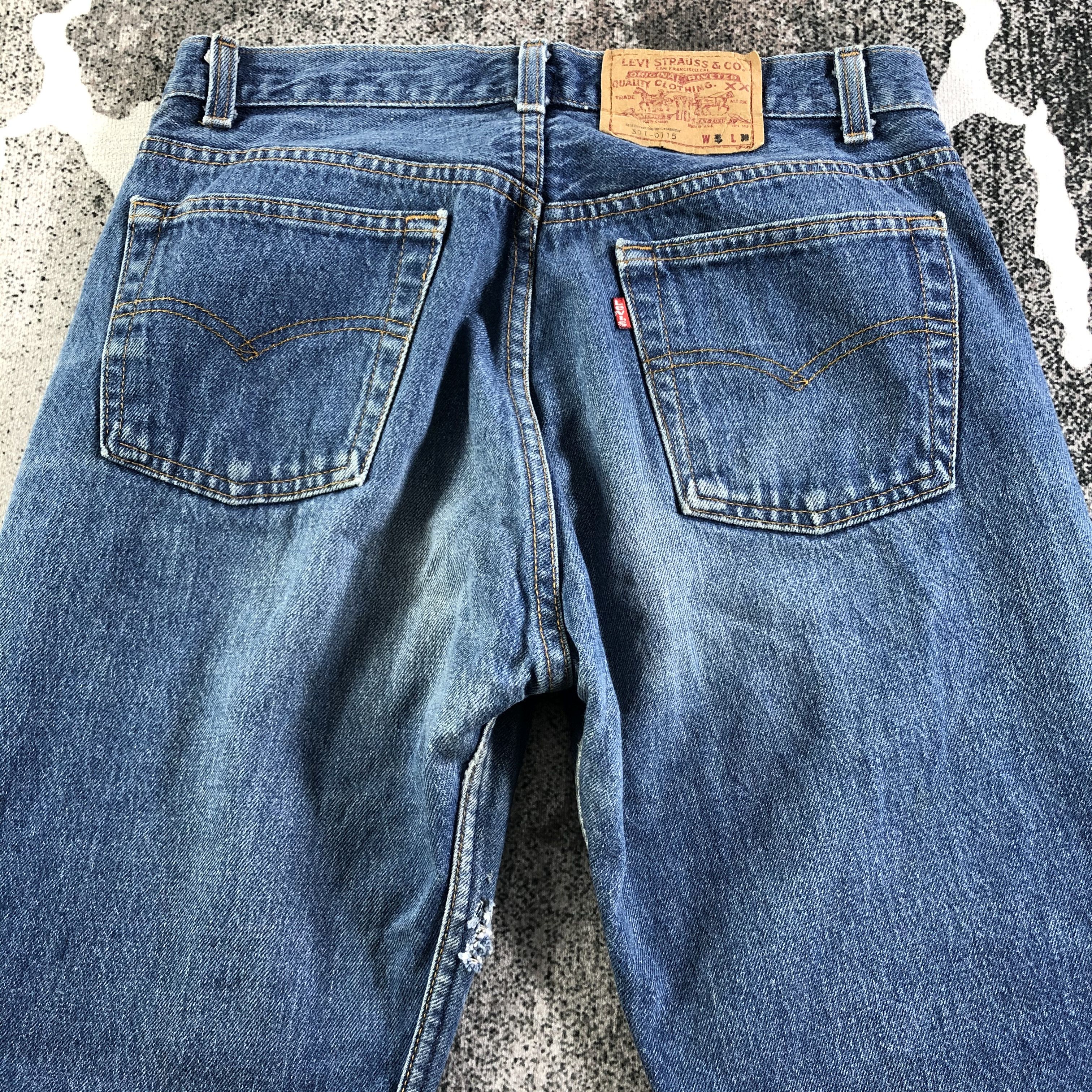 Levi's Vintage 80s Levis 501 Jeans Blue Wash Denim KJ2360 Size US 30 / EU 46 - 4 Thumbnail