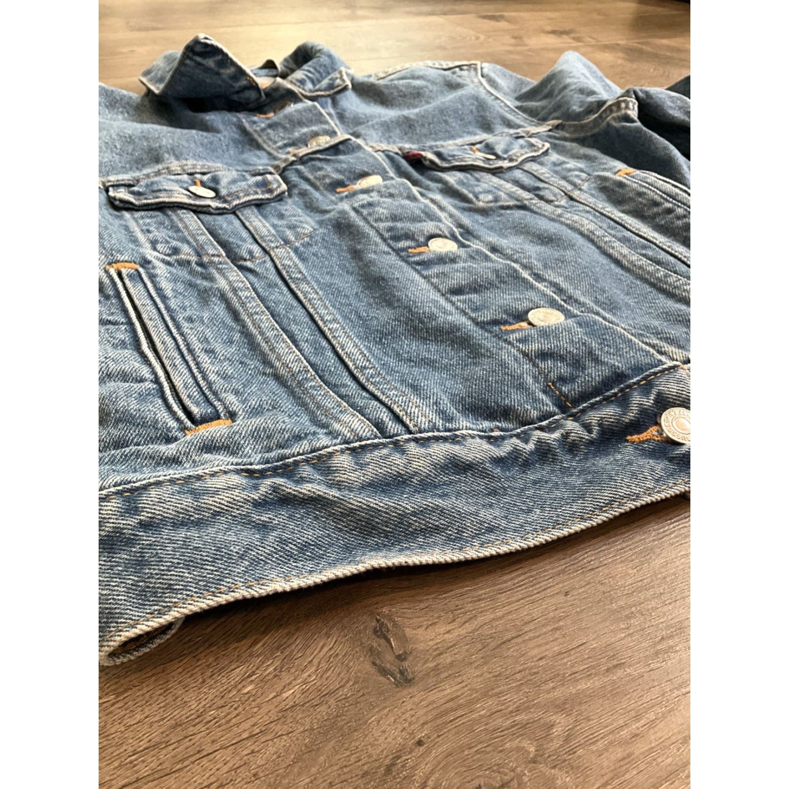 Levi's Levi's Original Denim Button Up Jean Trucker Jacket Women's Sz S Blue Size 28" / US 6 / IT 42 - 2 Thumbnail