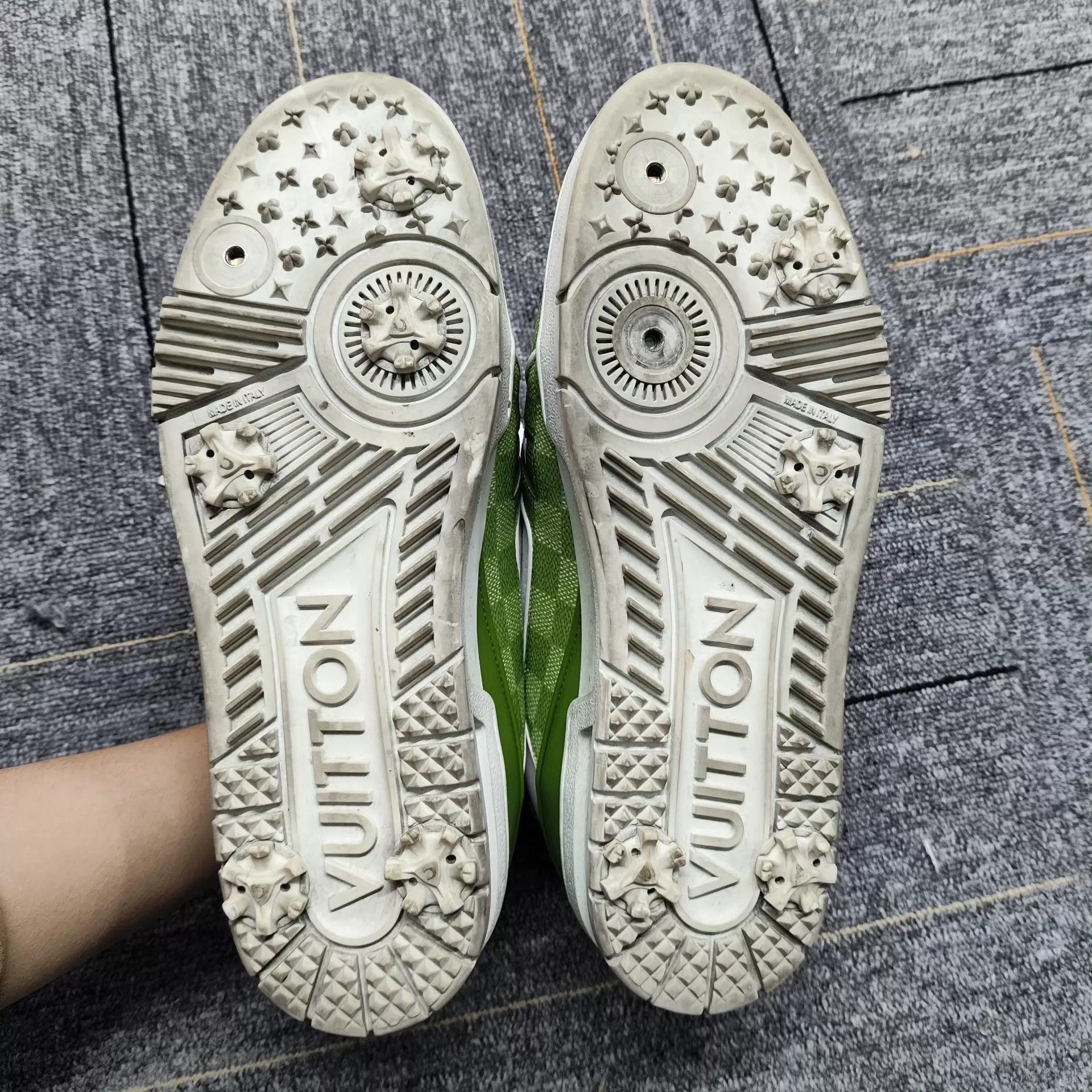 Louis Vuitton LV Trainer US 8 White Green Checkerboard Size US 8 / EU 41 - 6 Thumbnail