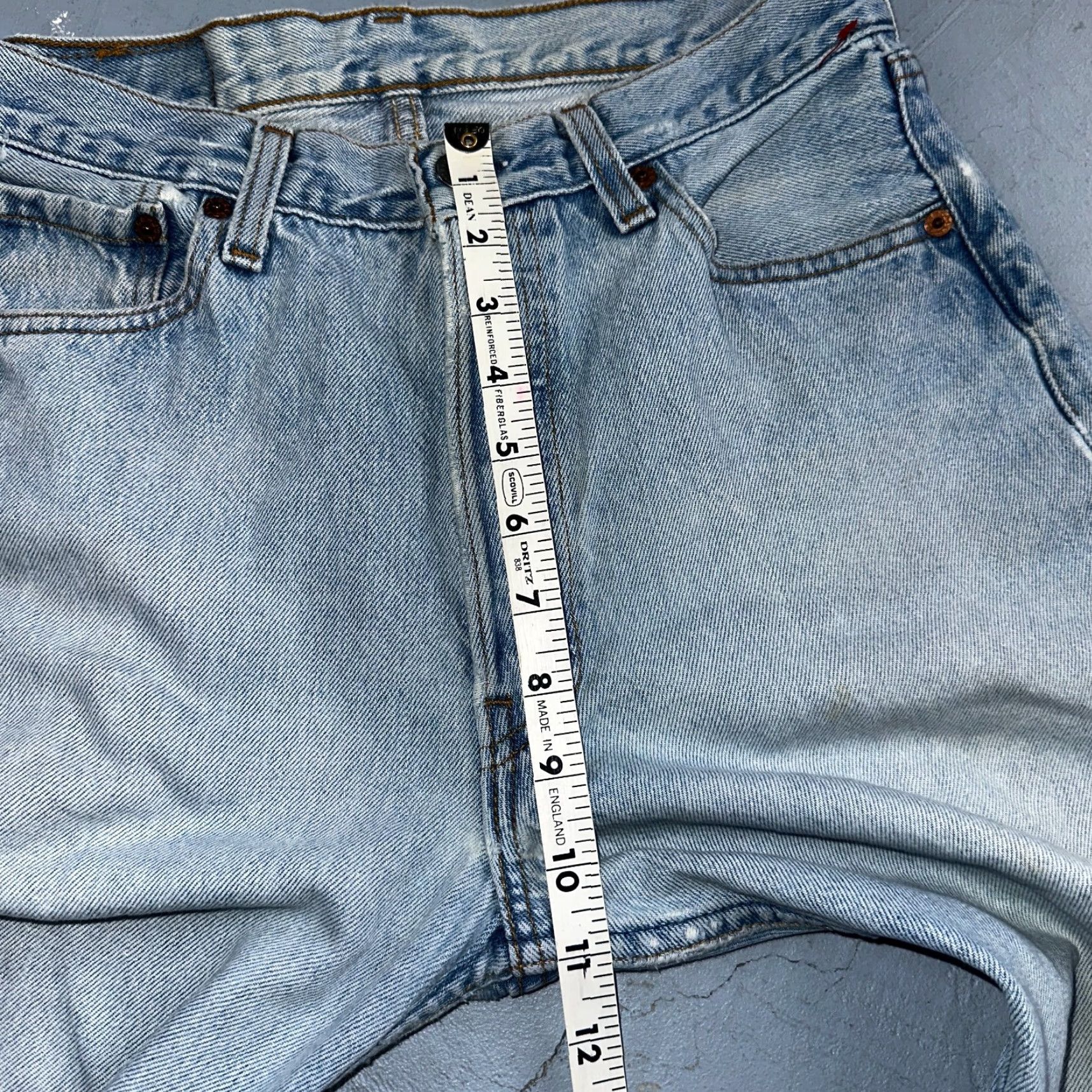 Levi's VINTAGE Levi's 501 Jeans Women 30x32 Straight Leg 90s USA Blue Light Wash Denim Size 30" / US 8 / IT 44 - 6 Thumbnail