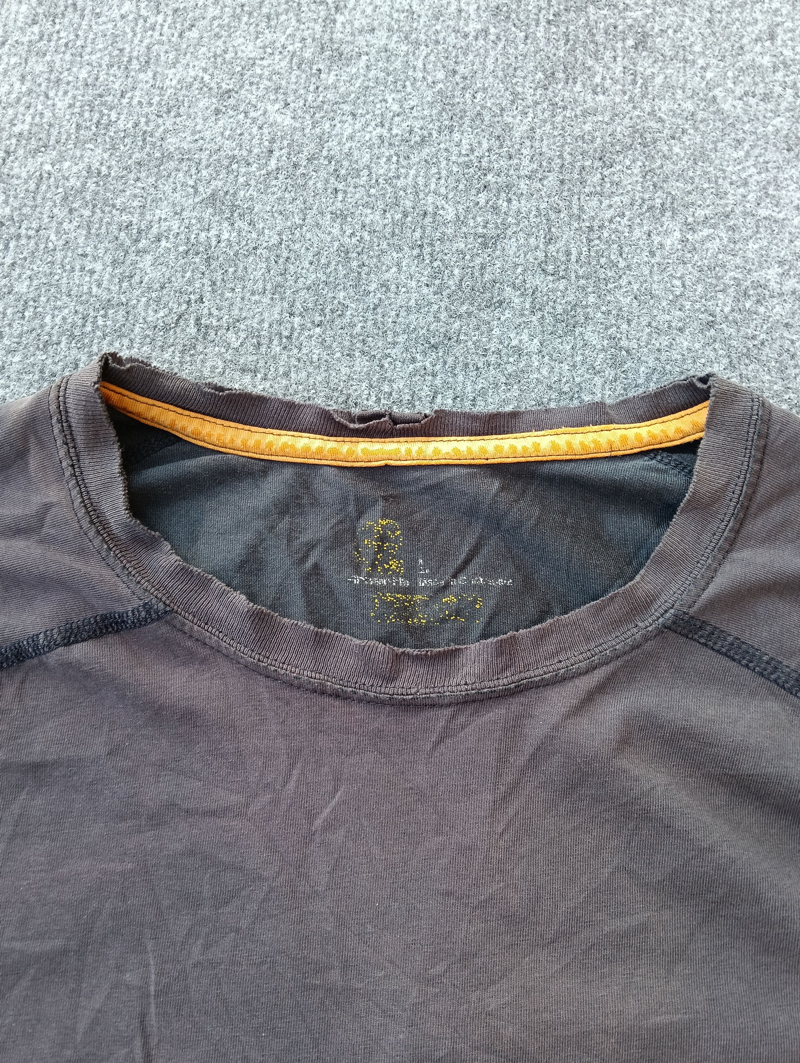Carhartt Carhartt Distressed & Faded Rare Vintage Workwear Tee Size US L / EU 52-54 / 3 - 5 Thumbnail