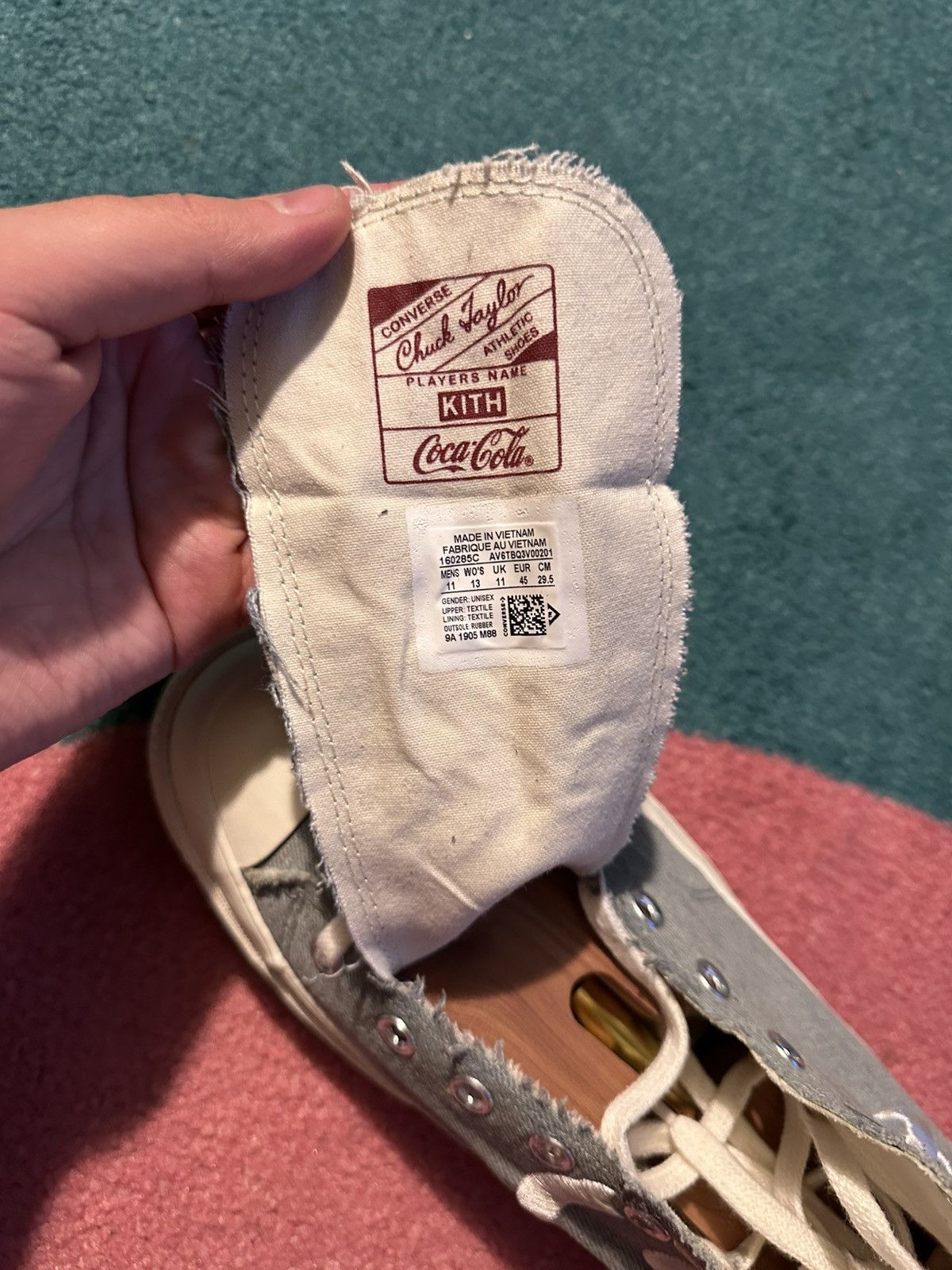 Coca Cola × Converse × Kith Kith Converse Coca Cola Denim Chuck Taylor All Star Size US 11 / EU 44 - 8 Thumbnail